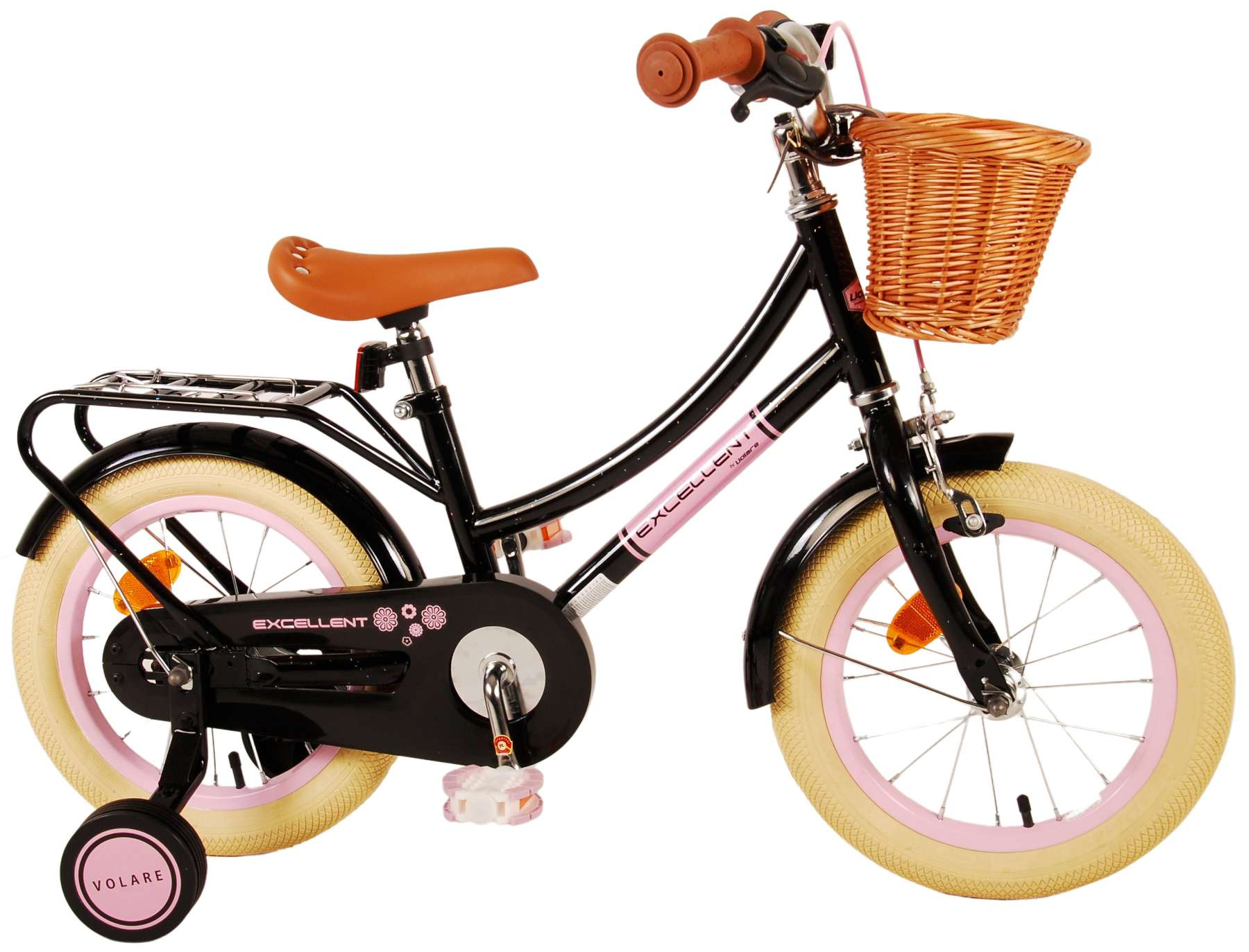 Ein schwarz-rosa Mädchenfahrrad mit Korb, braunem Sitz, Stützrädern und Herzdetails.