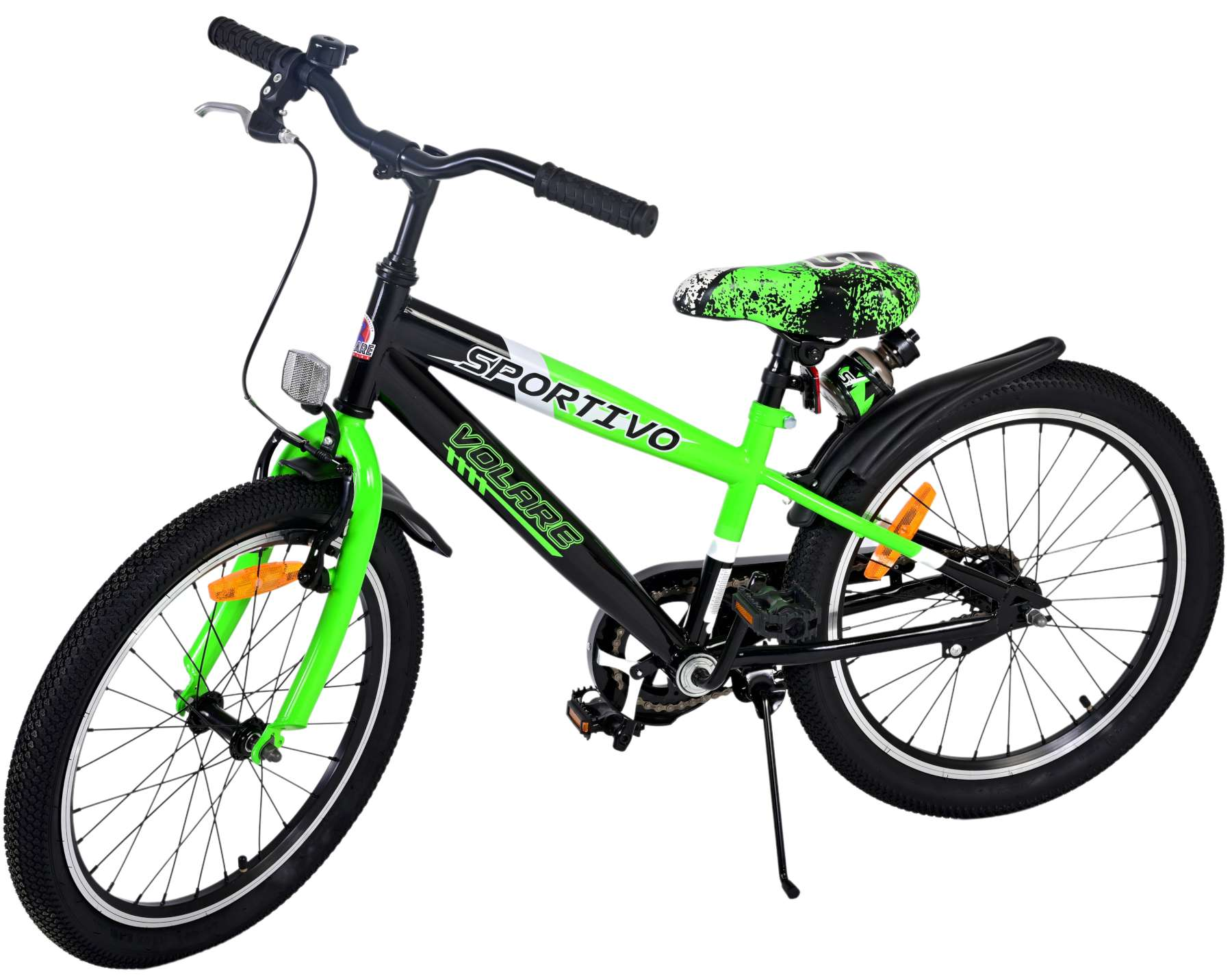 Ein grün-schwarzes Kinderfahrrad mit dem Wort SPORTIVO. Das Fahrrad hat einen grünen Sitz und Stützräder.
