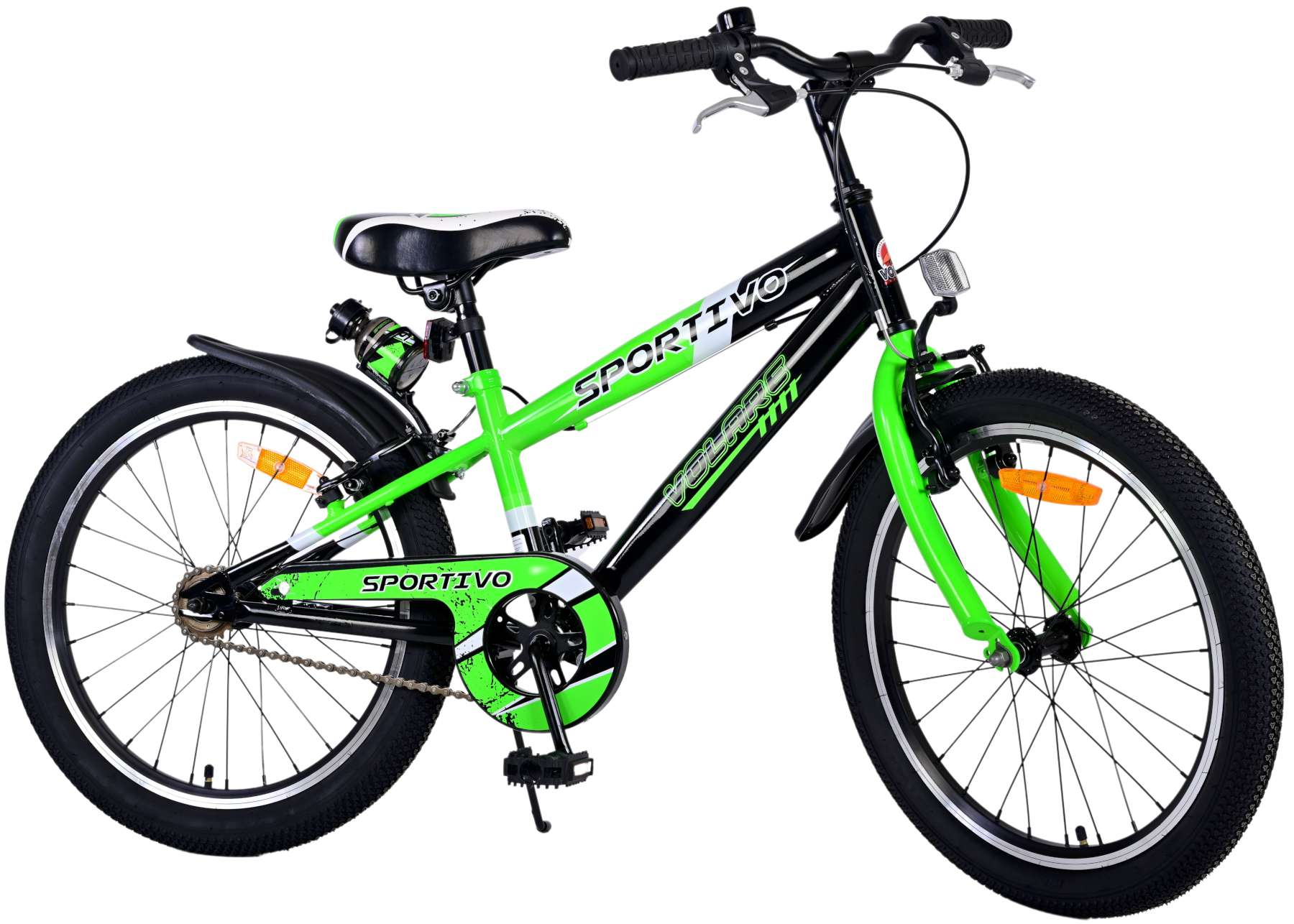 Ein grünes und schwarzes Kinderfahrrad mit einem grünen Rahmen, Rädern und Gabeln auf weißem Hintergrund.