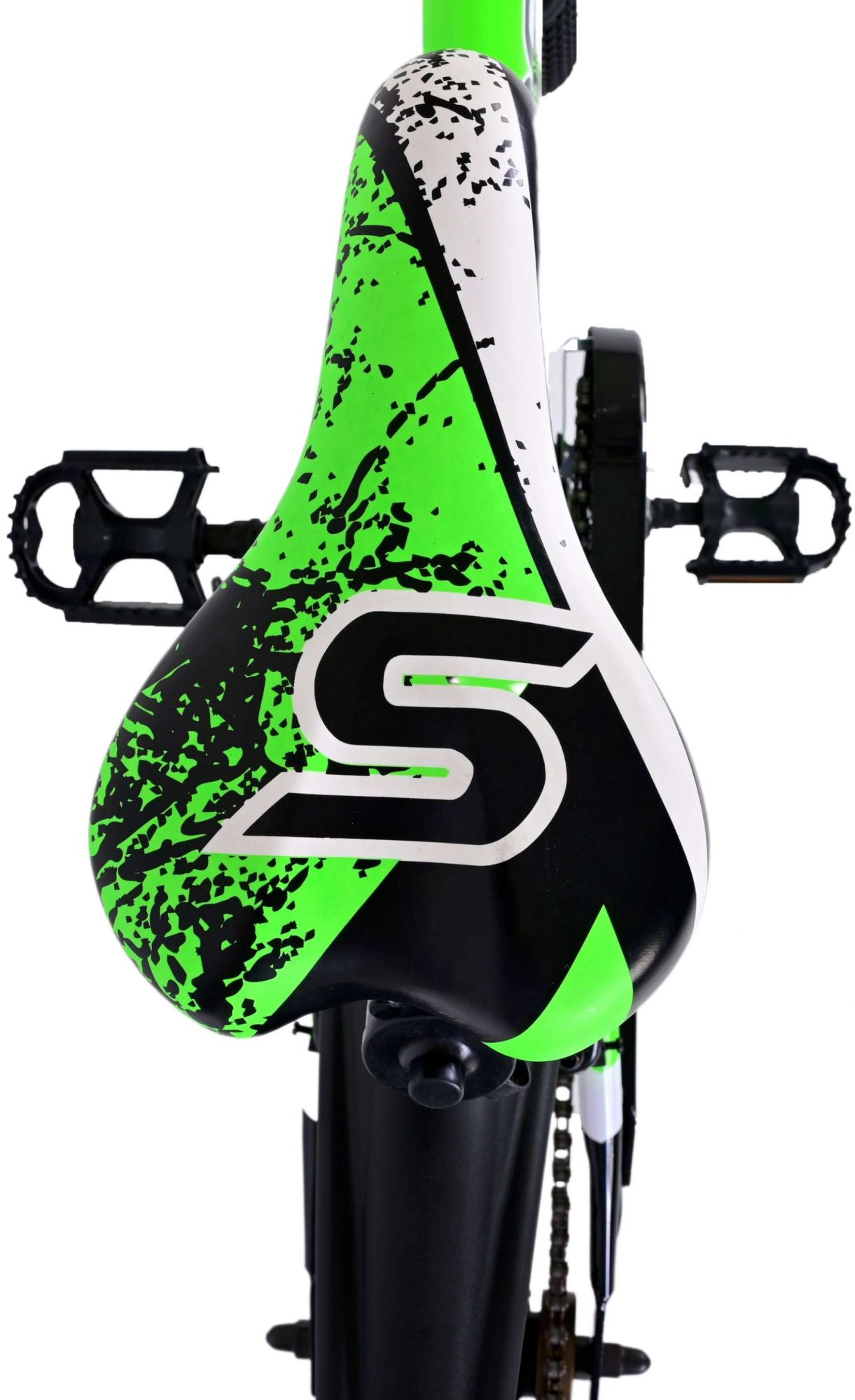 Fahrradsattel von oben gesehen. Grün-schwarzes Design mit 'S'-Logo.