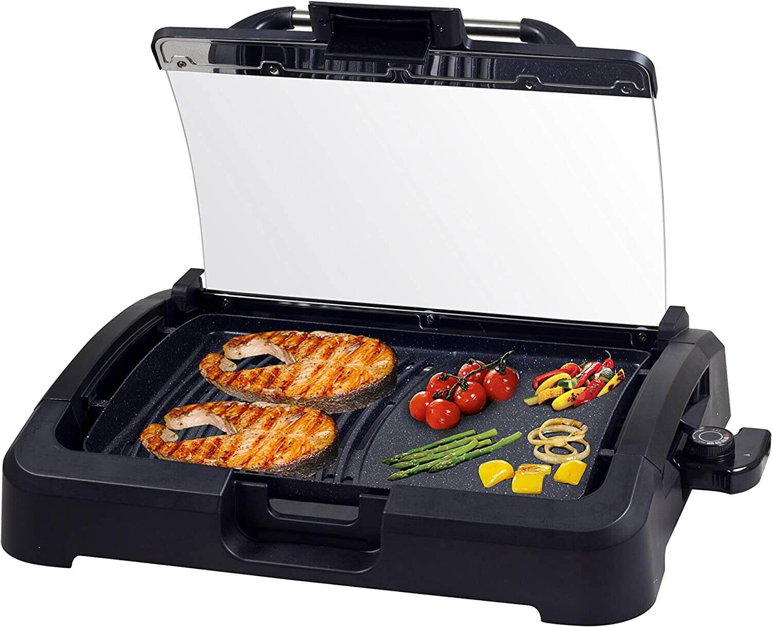 Elektrischer Grill mit gegrilltem Lachs, Tomaten, Spargel und Gemüse.