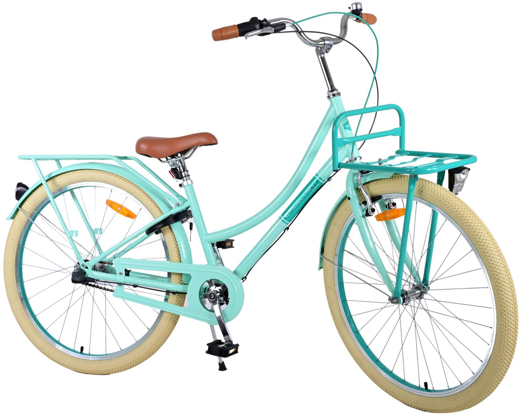 Fahrrad im Vintage-Stil, mintgrüner Rahmen, brauner Sitz und ein Frontkorb. Der Hintergrund ist weiß.