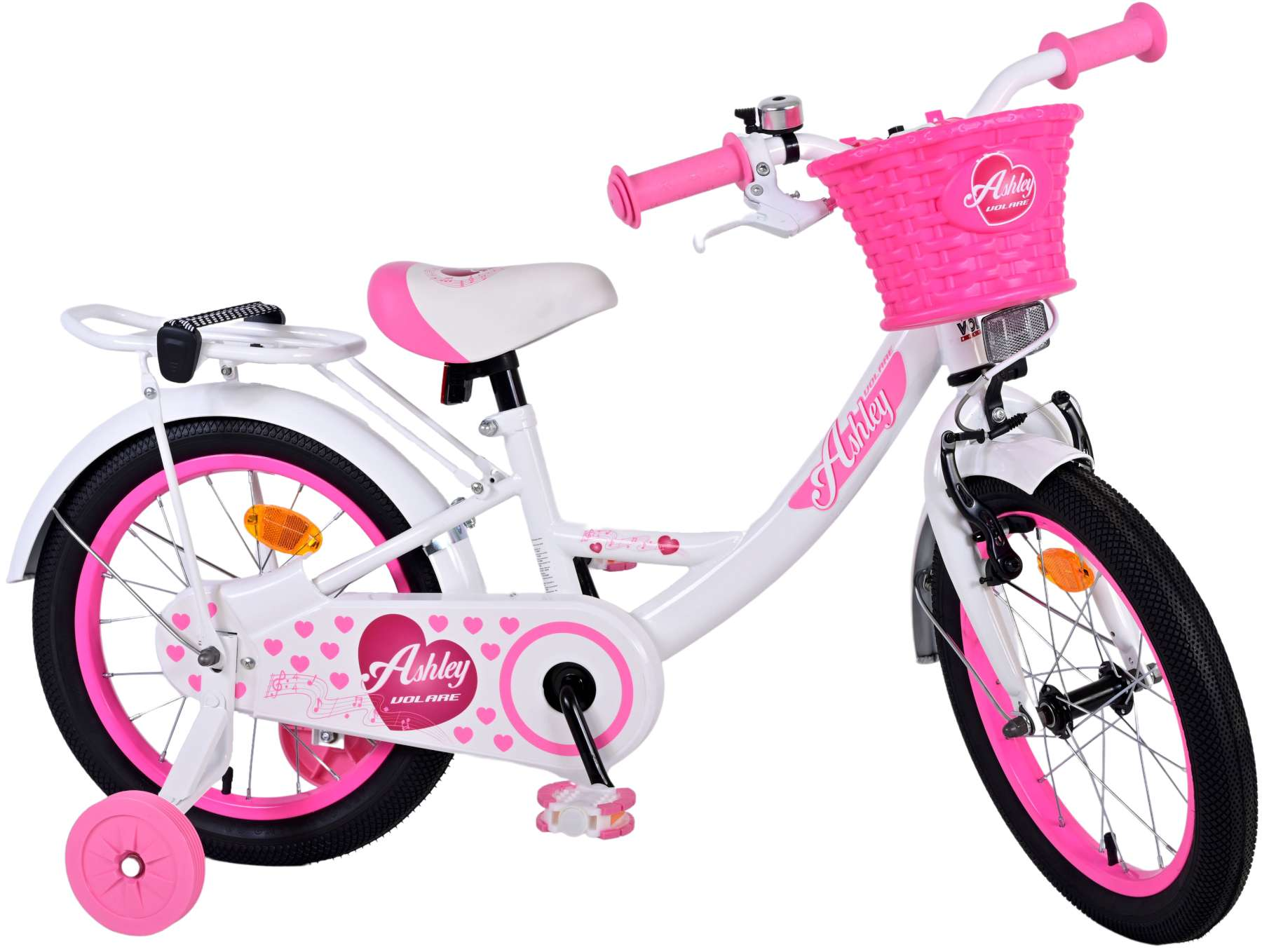 Weißes Fahrrad mit rosa Korb und Akzenten. Rosa Stützräder. Weißer Hintergrund.