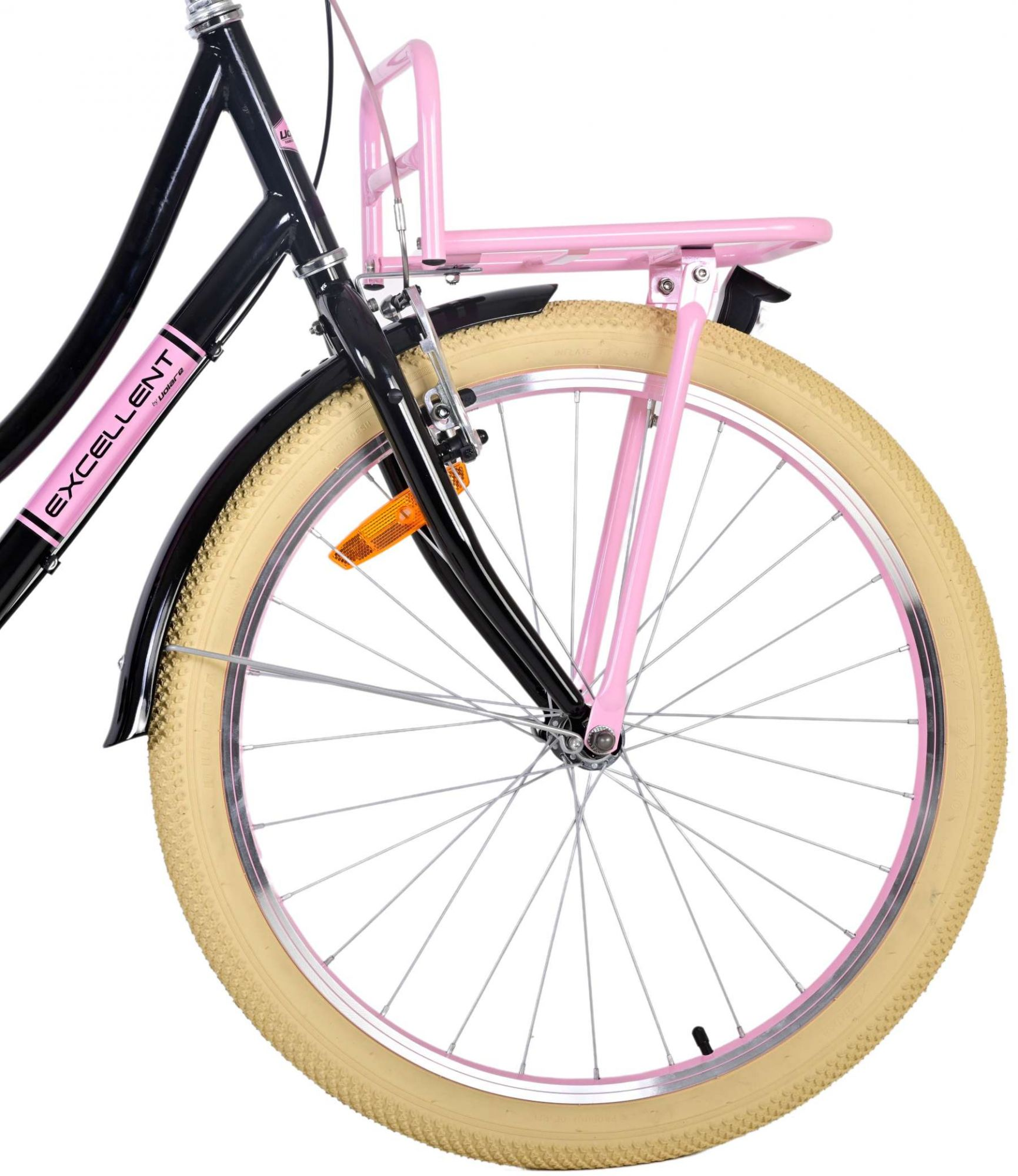 Ein Fahrradrad mit beigem Reifen, rosa Rahmen und einem rosa Gepäckträger, mit dem Wort EXCELLENT.