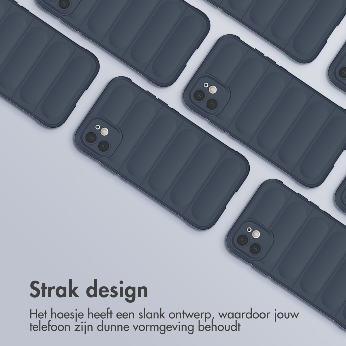 Plusieurs coques de téléphone sur fond bleu clair. Les coques sont bleu foncé et ont un design côtelé.