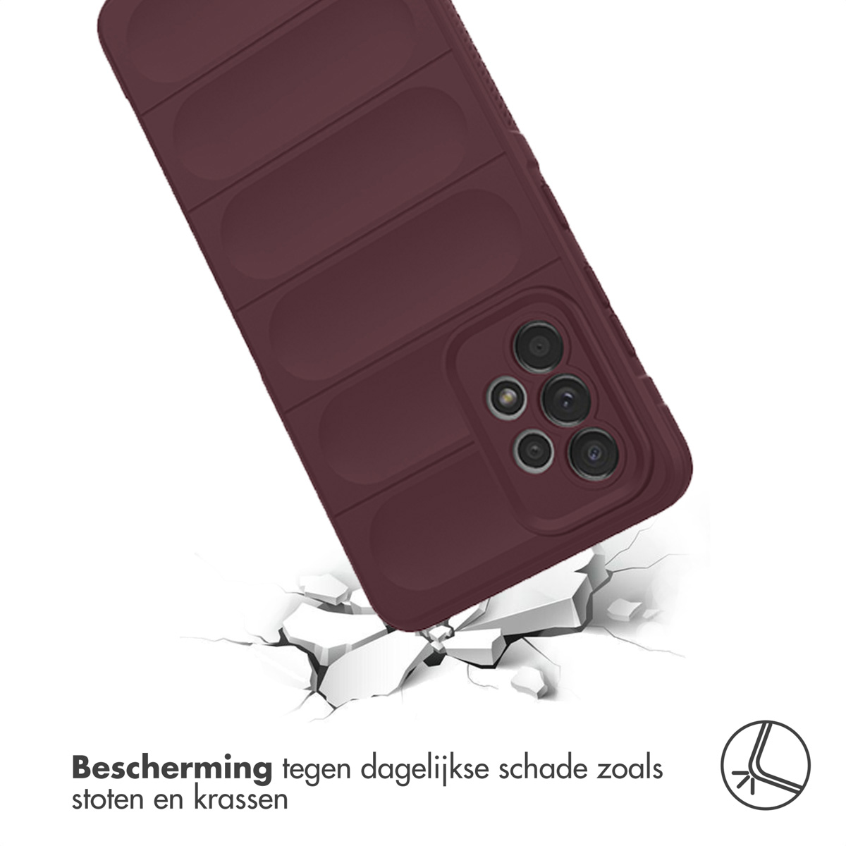 Een bordeauxrode telefoonhoes valt en barst de grond. De hoes heeft een camera-array en een getextureerde achterkant. Tekst: Bescherming tegen dagelijkse schade.