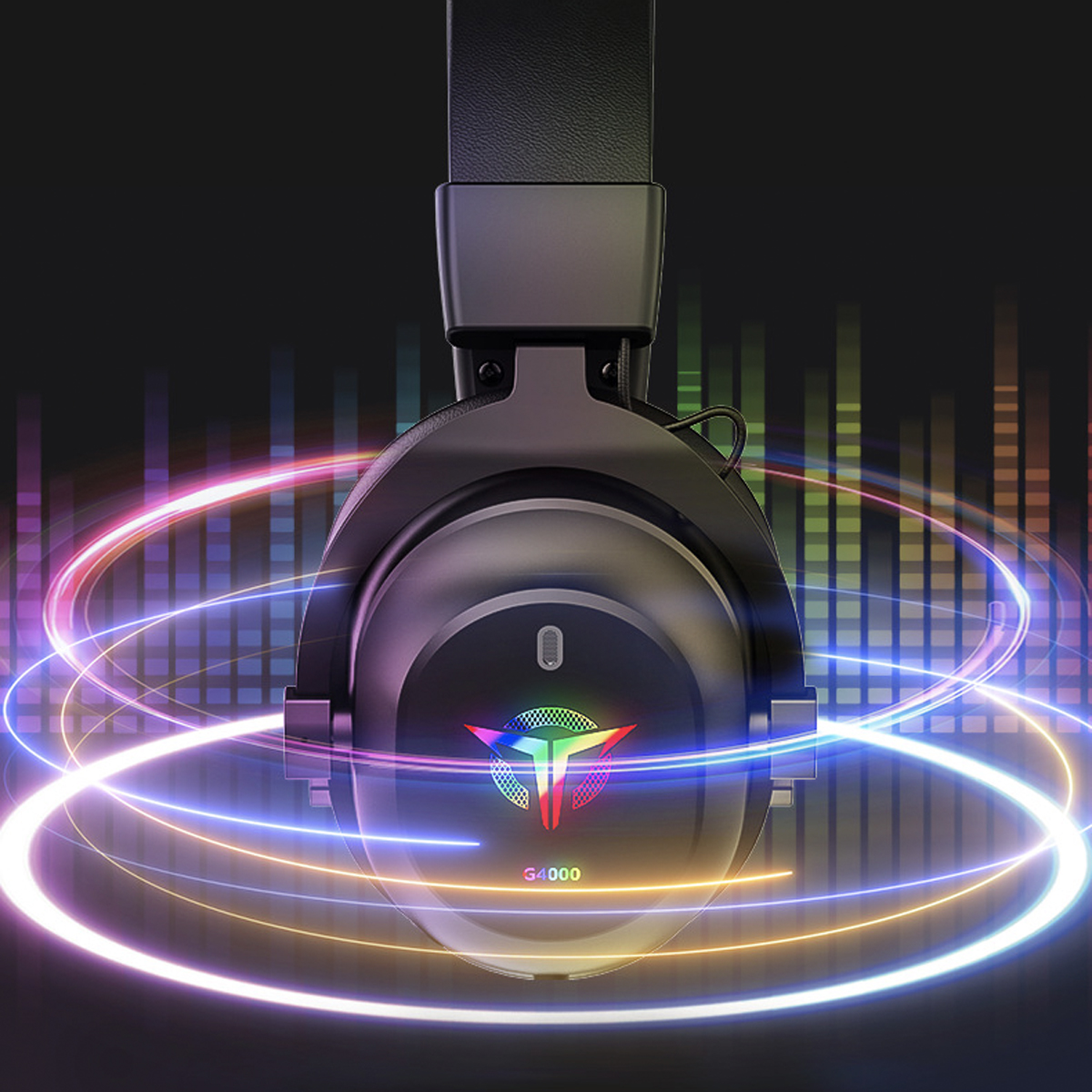 Cuffie da gioco con microfono, circondate da grafiche di onde sonore colorate su sfondo scuro.