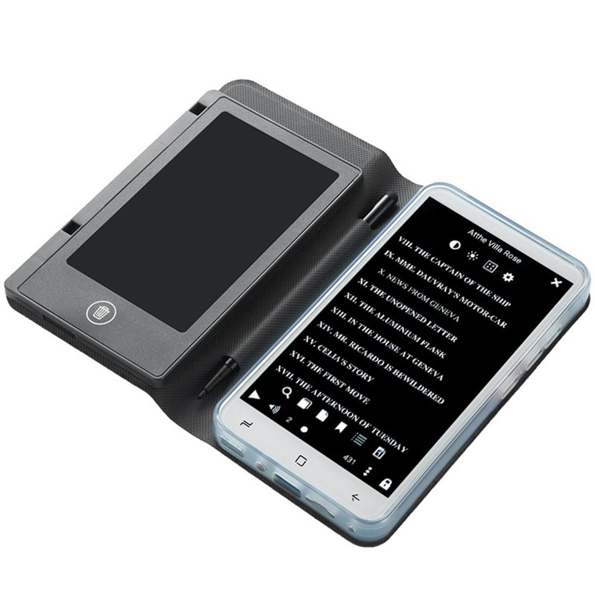 Offenes Tablet mit einem Telefon in einem Gehäuse. Das Telefon zeigt eine Liste von Kapiteln an. Ein Stift liegt auf dem Gehäuse.