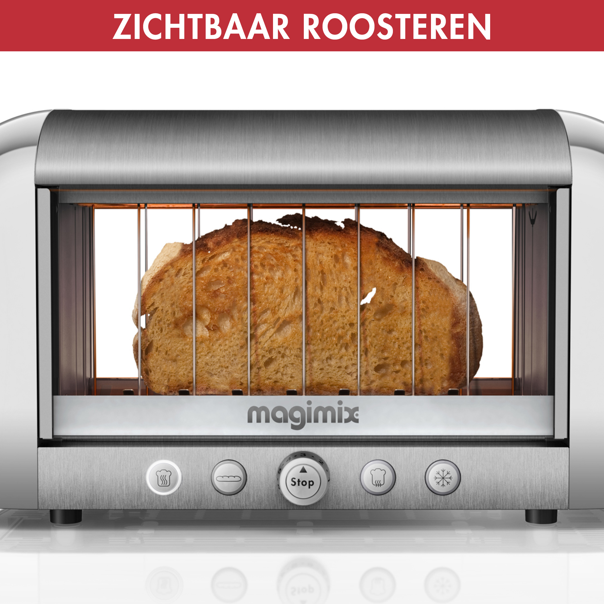 Un tostapane argentato che tosta il pane. Il pane è visibile all'interno. I pulsanti includono le impostazioni per tostare e scongelare.