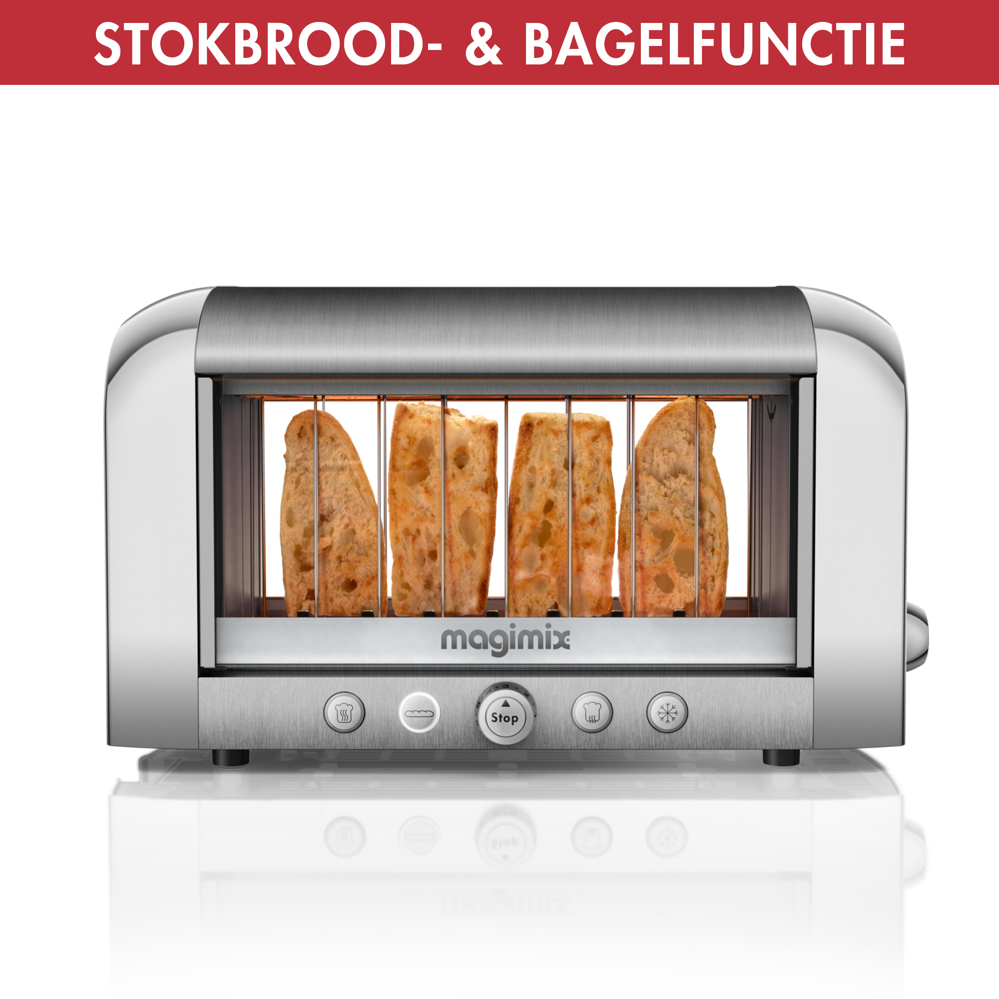 Tostapane argentato con quattro fette di pane tostate. La parola magimix è visibile.