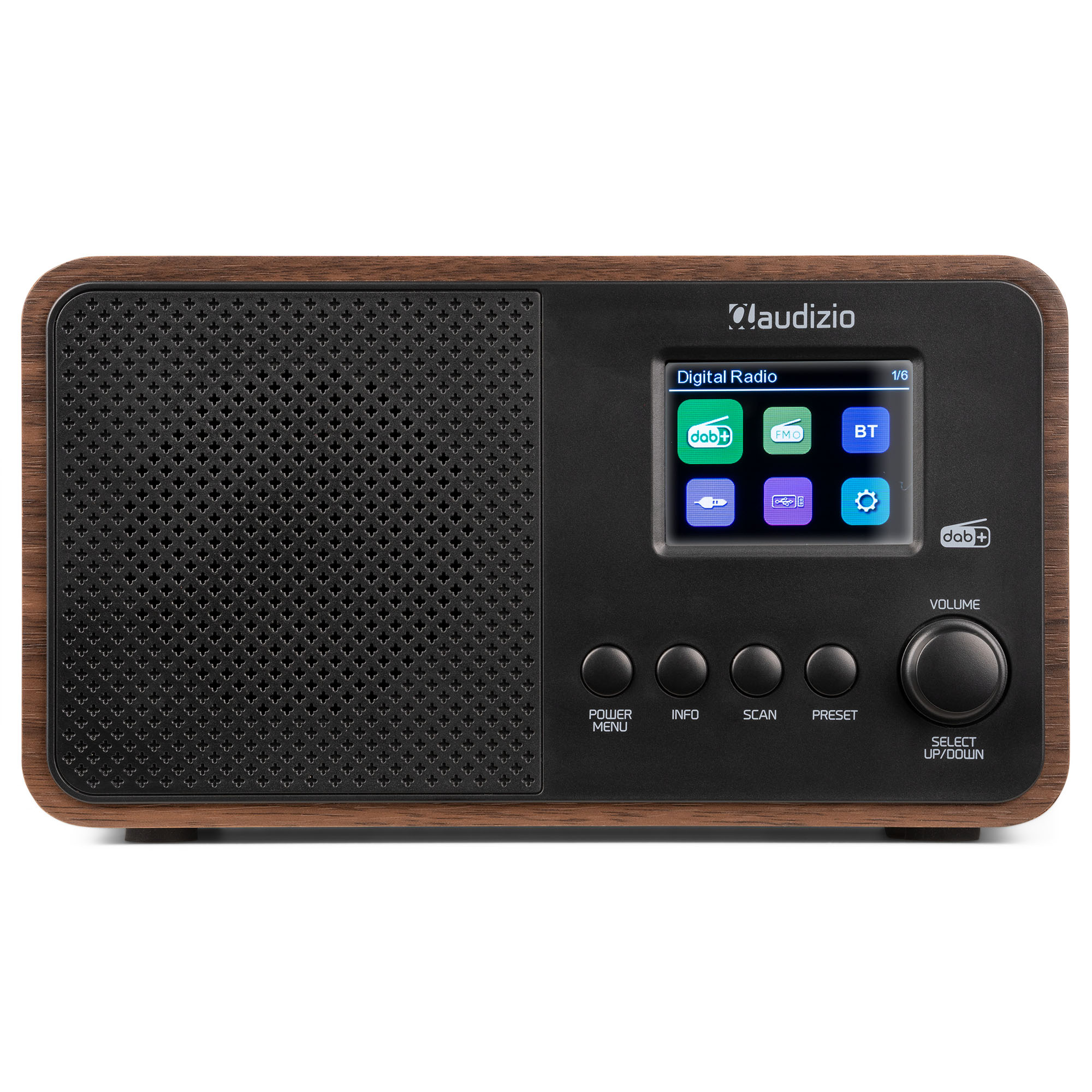Se muestra una radio de madera con pantalla y botones negros. Una perilla de volumen está a la derecha.
