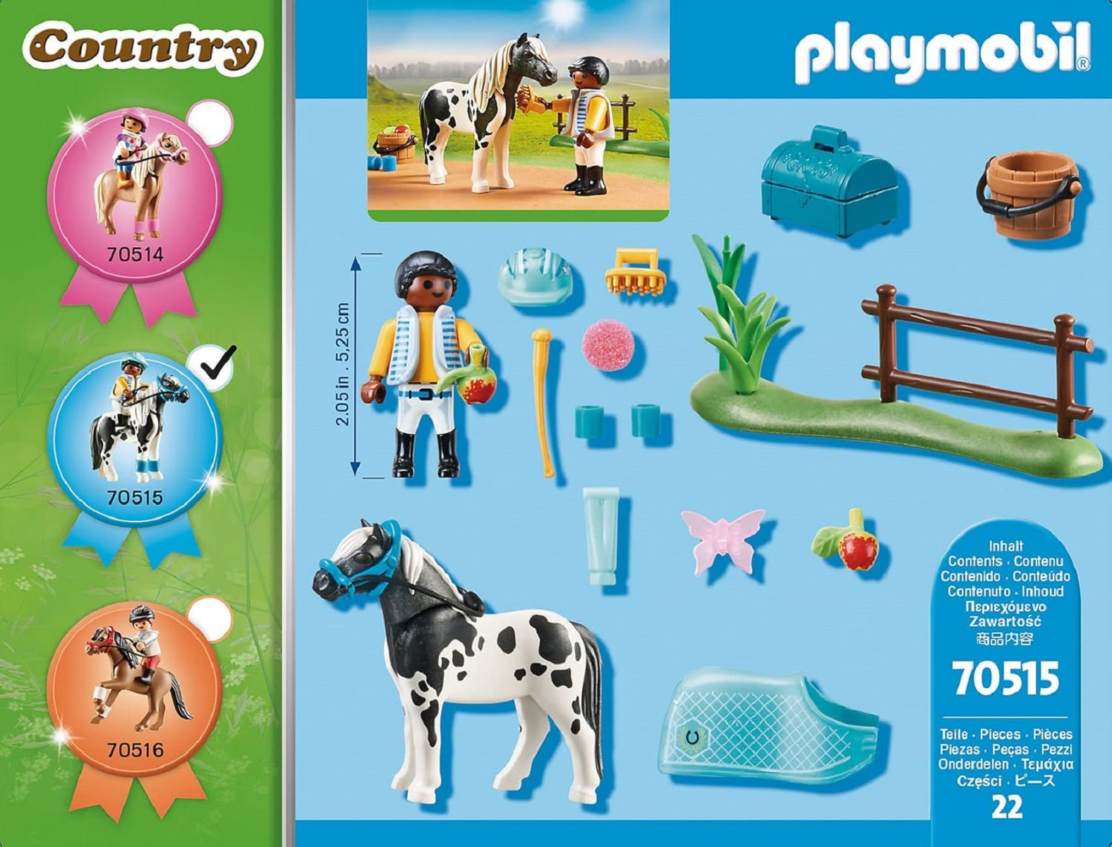 Playmobil Pferde-Set: Pferd, Reiterfiguren, Zubehör. Grüner Feldhintergrund, blauer Himmel, anderes Spielzeug.