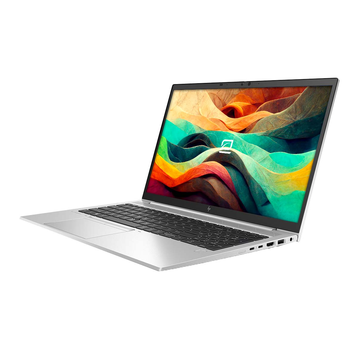 Una laptop plateada con una pantalla abierta que muestra arte abstracto, colocada sobre un fondo blanco.