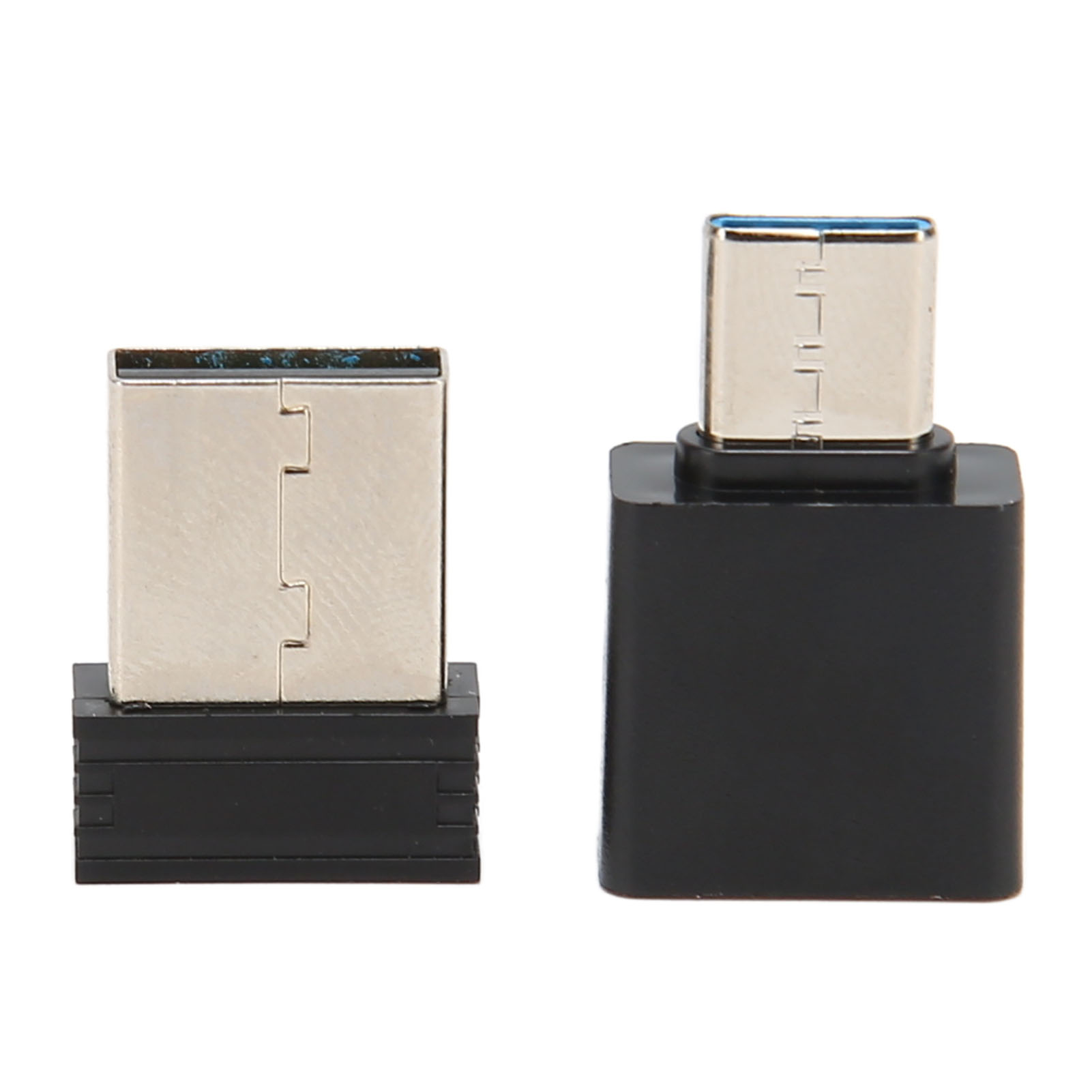 Zwei schwarze USB-Adapter, einer mit USB-A-Anschluss, einer mit USB-C.
