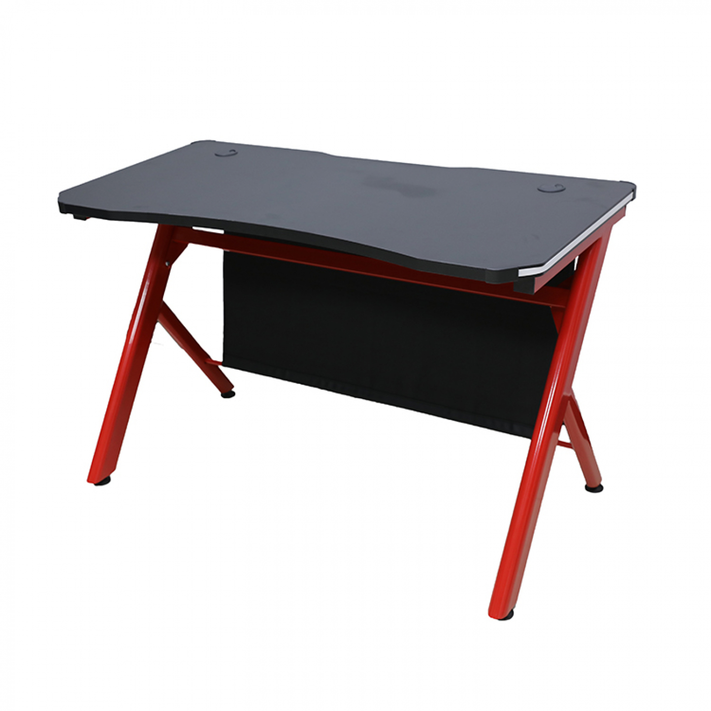 Zwart en rood gaming bureau. Het heeft een zwart tafelblad en rode poten. Het bureau is leeg.