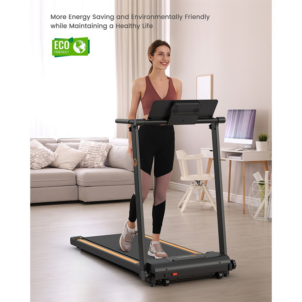 Frau auf einem Laufband zu Hause. Text: Energiesparender und umweltfreundlicher.