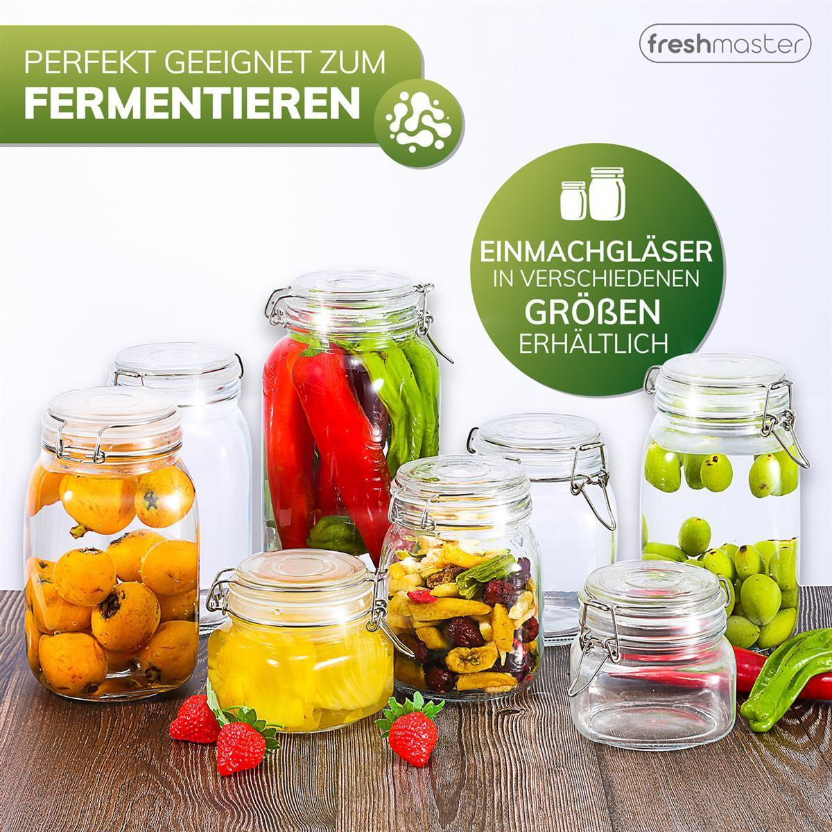 Gläser gefüllt mit Früchten und Gemüse, versiegelt. Text auf Deutsch.