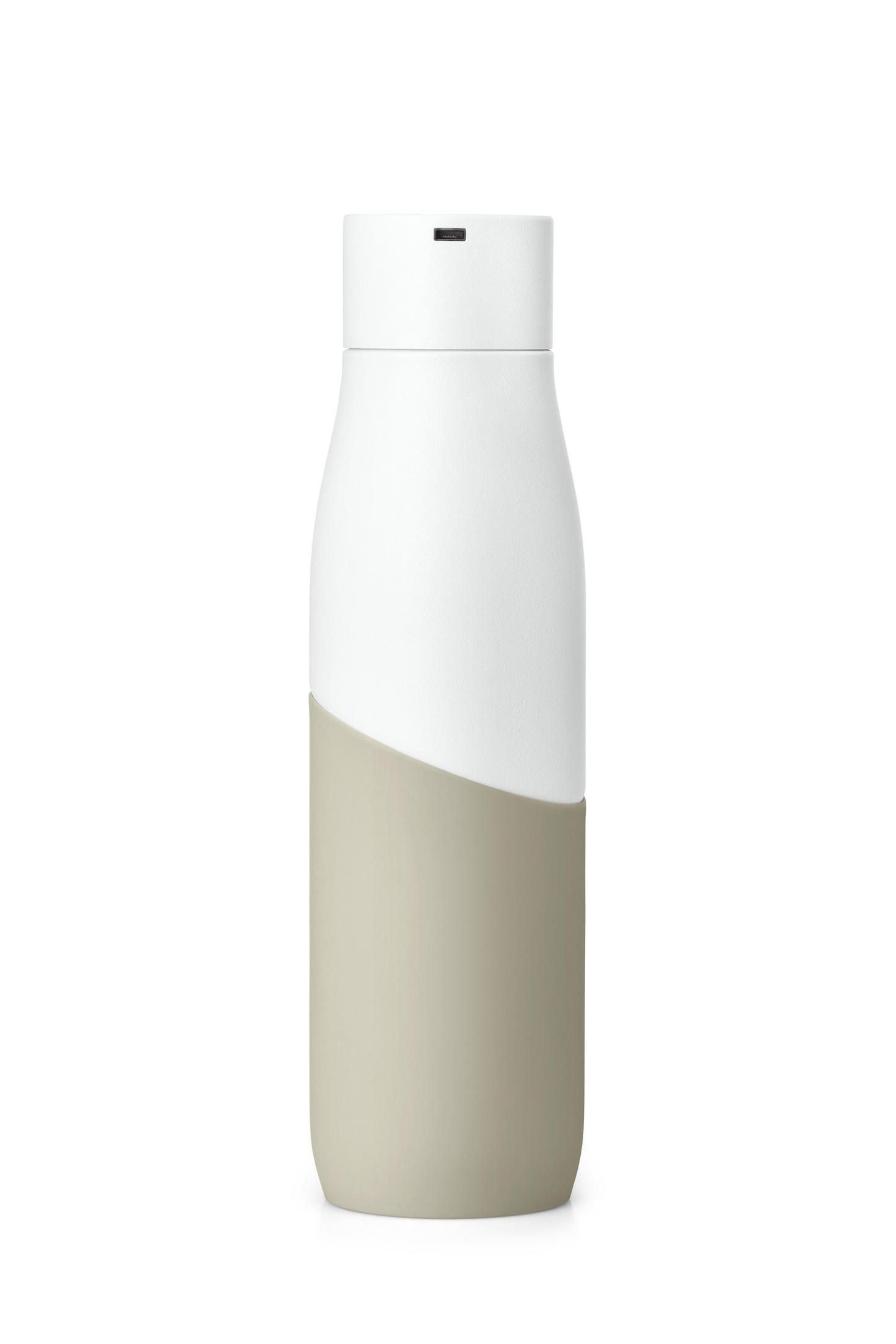 Isolierte Wasserflasche in Weiß und Grau.