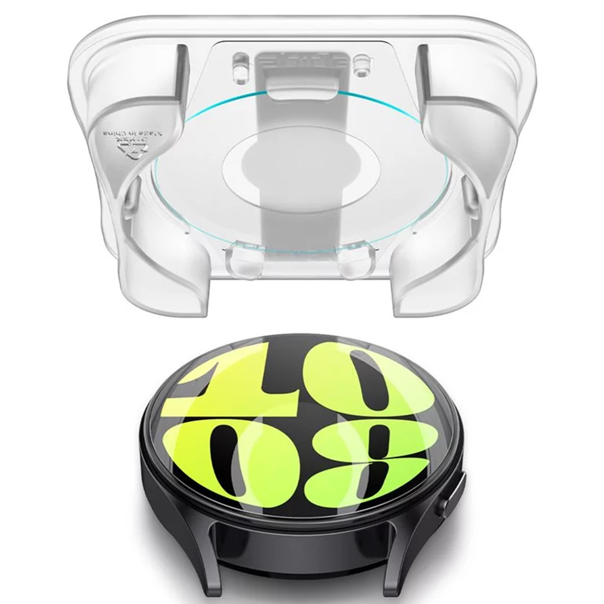 Smartwatch met een beschermhoes. Hoes verwijderd, scherm met tijd zichtbaar. Made in China.