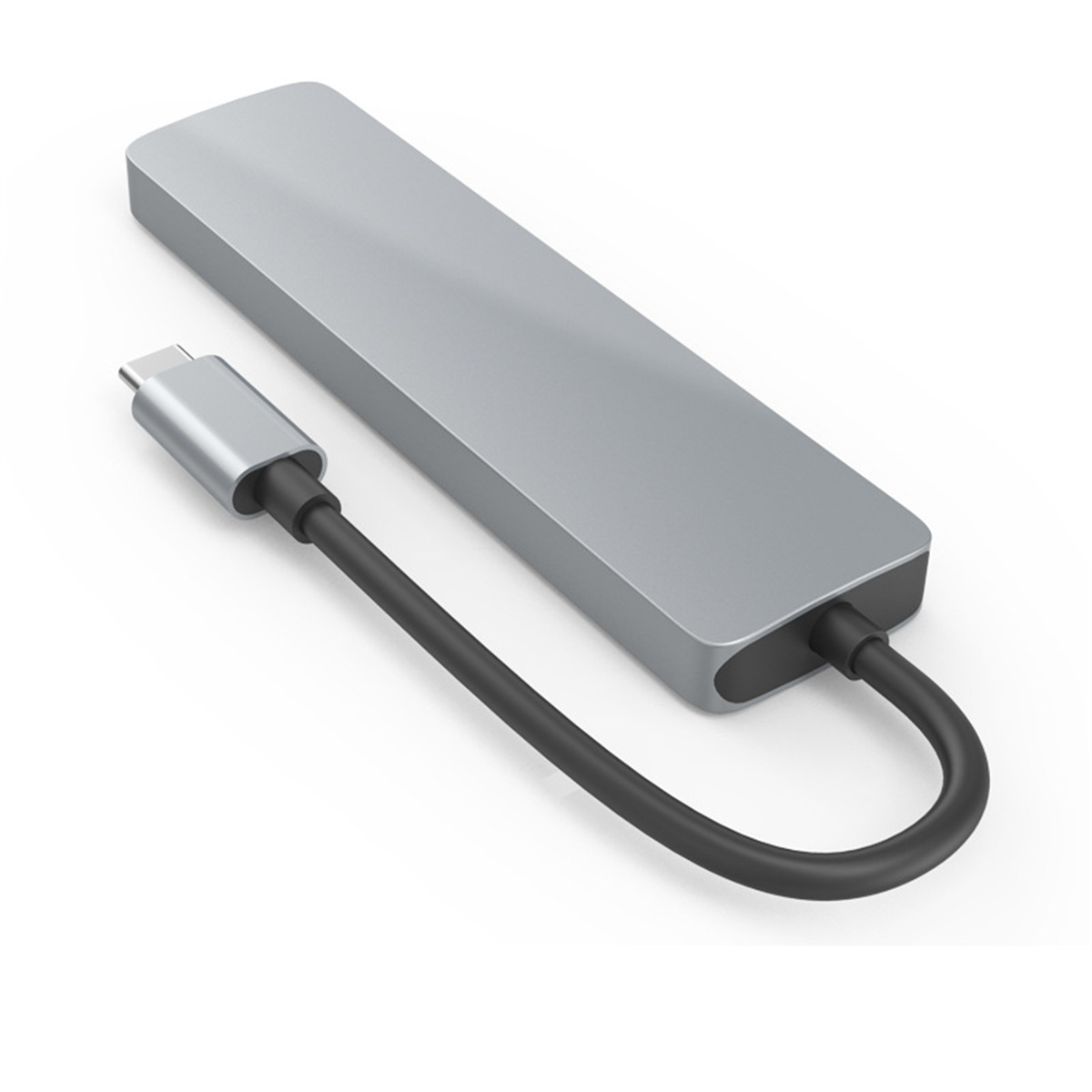 Silberner USB-C-Hub mit schwarzem Kabel, vor weißem Hintergrund.