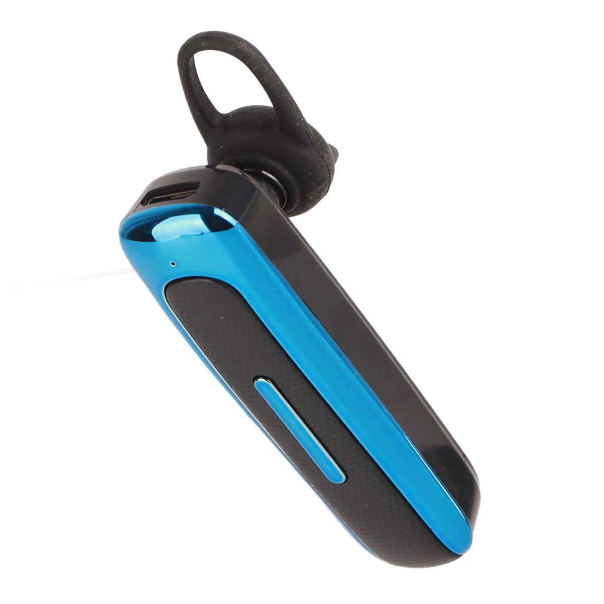 Ein blaues und schwarzes Bluetooth-Headset mit gebogenem Ohrbügel, vor weißem Hintergrund.