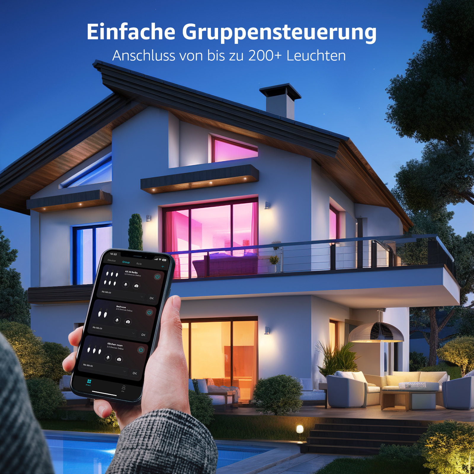 Eine Hand, die ein Smartphone hält und intelligente Hausbeleuchtung in einem modernen Haus steuert.