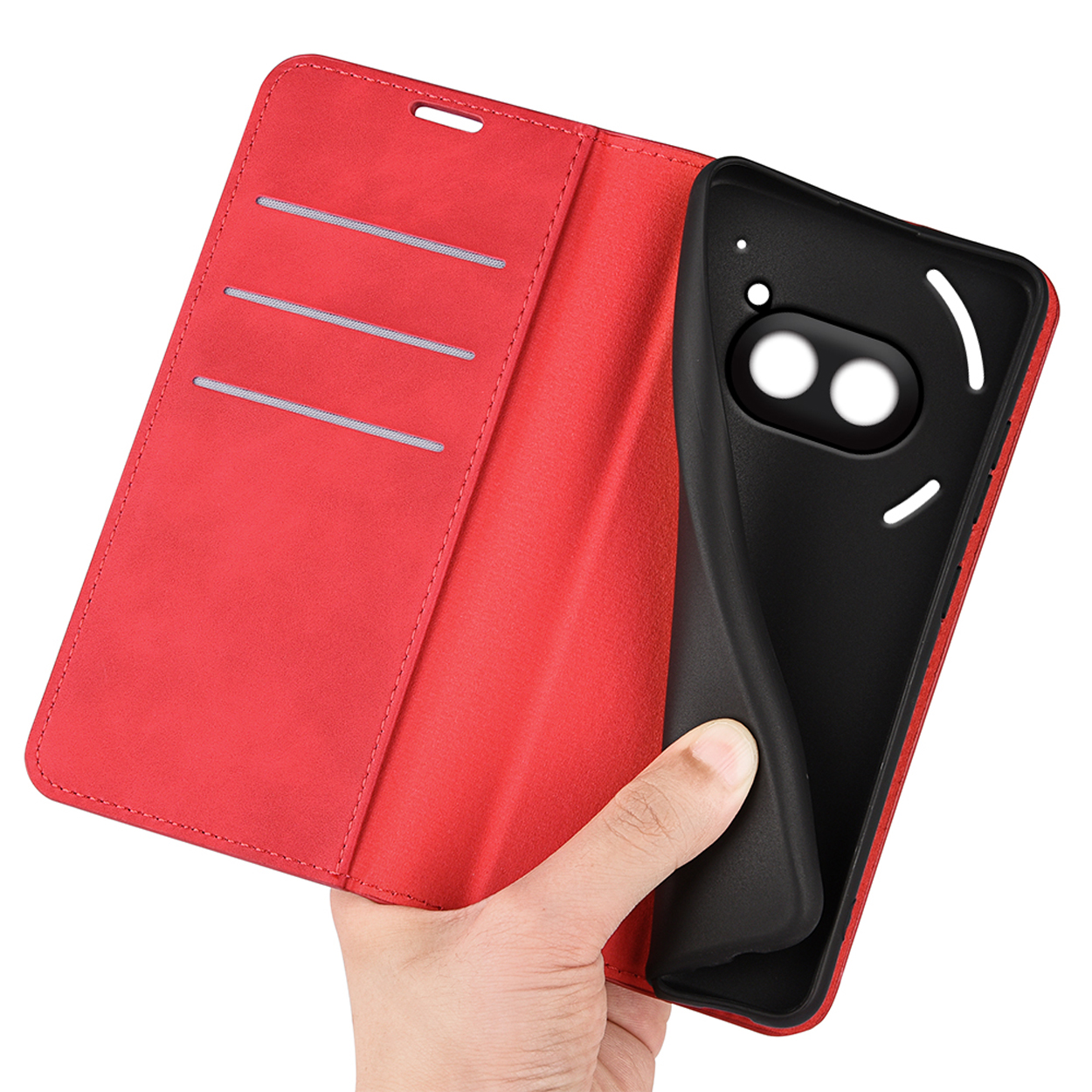 Rode telefoonhoes open met een telefoon erin en een zwarte hoes voor de telefoon.