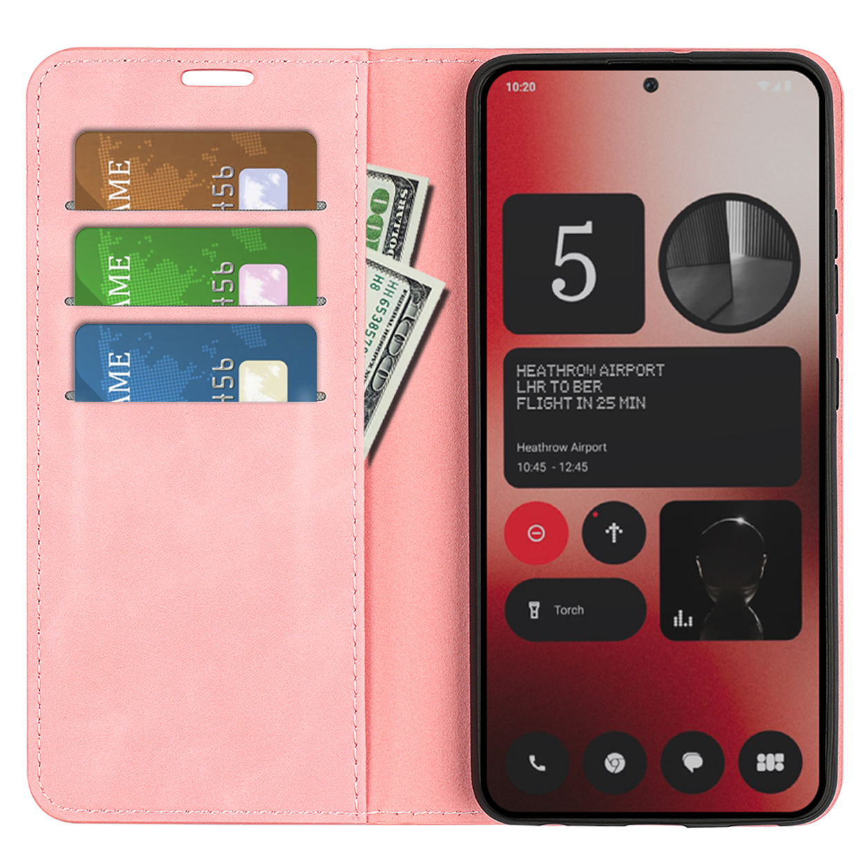 Étui de téléphone rose ouvert, cartes et argent visibles, écran affiche l'interface de l'application.