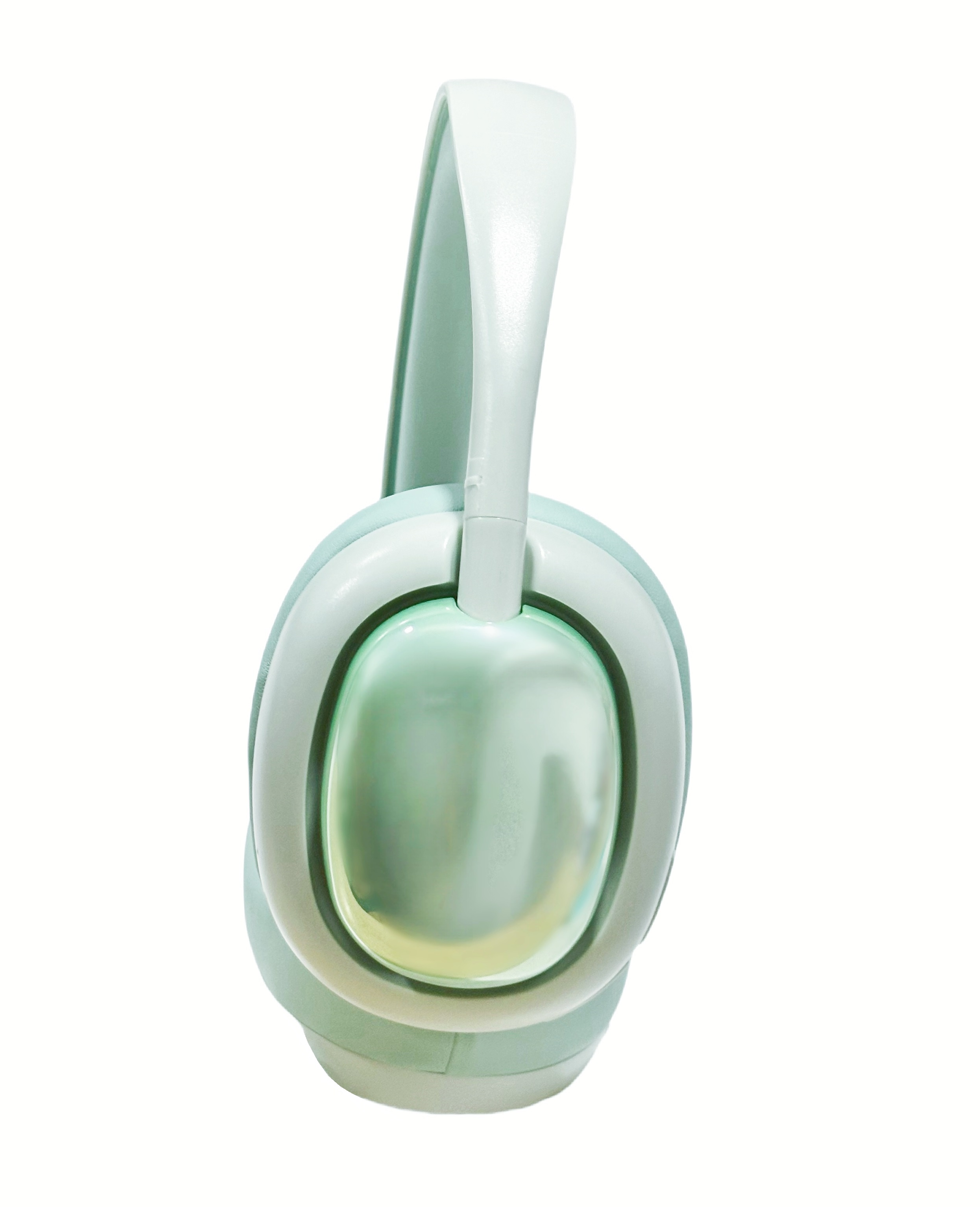 Auriculares verde menta con detalles blancos. Los auriculares están sobre un fondo blanco.