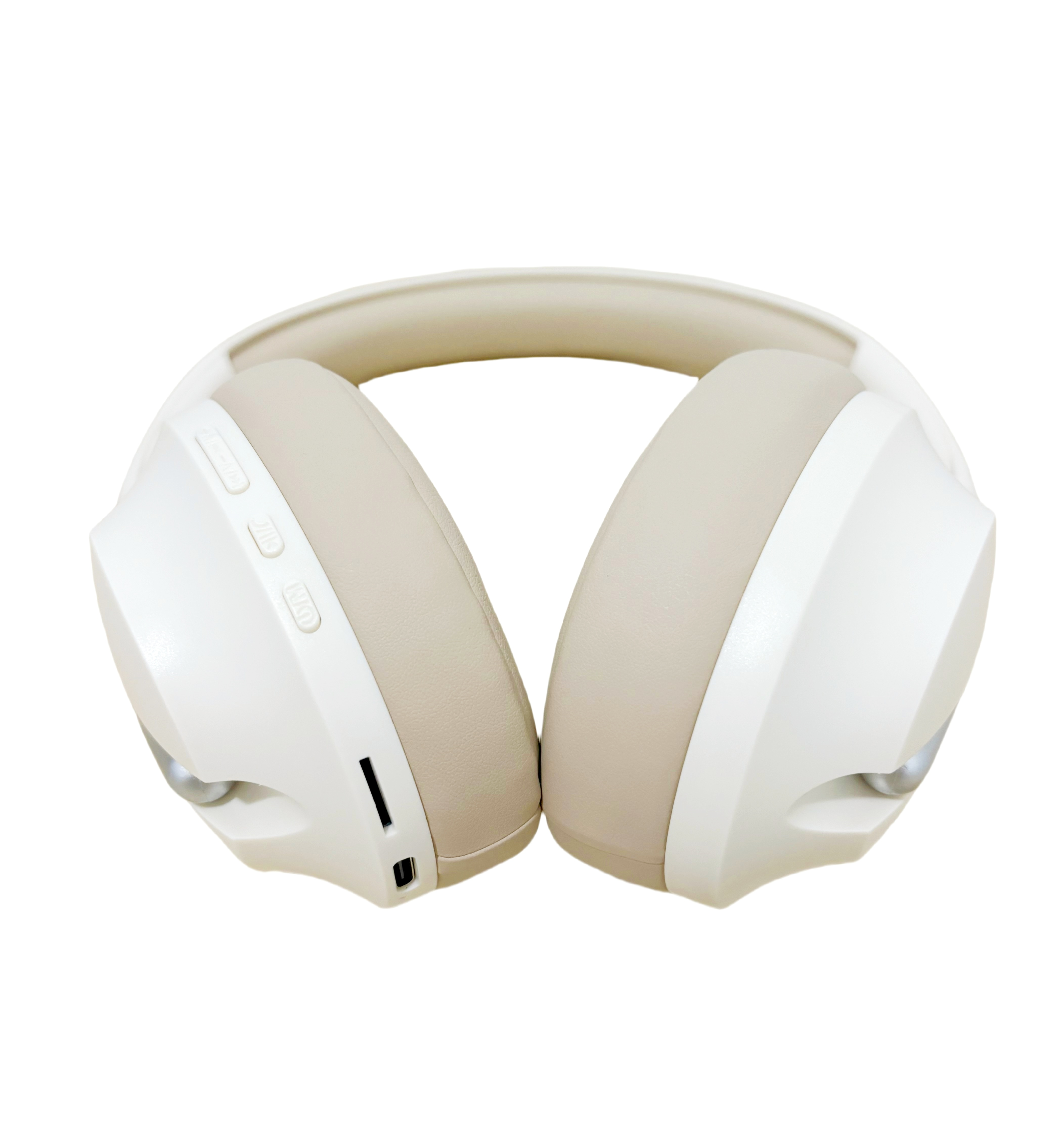 Auriculares supraaurales blancos y beige. Los auriculares son beige y la estructura es blanca. Aislados sobre blanco.