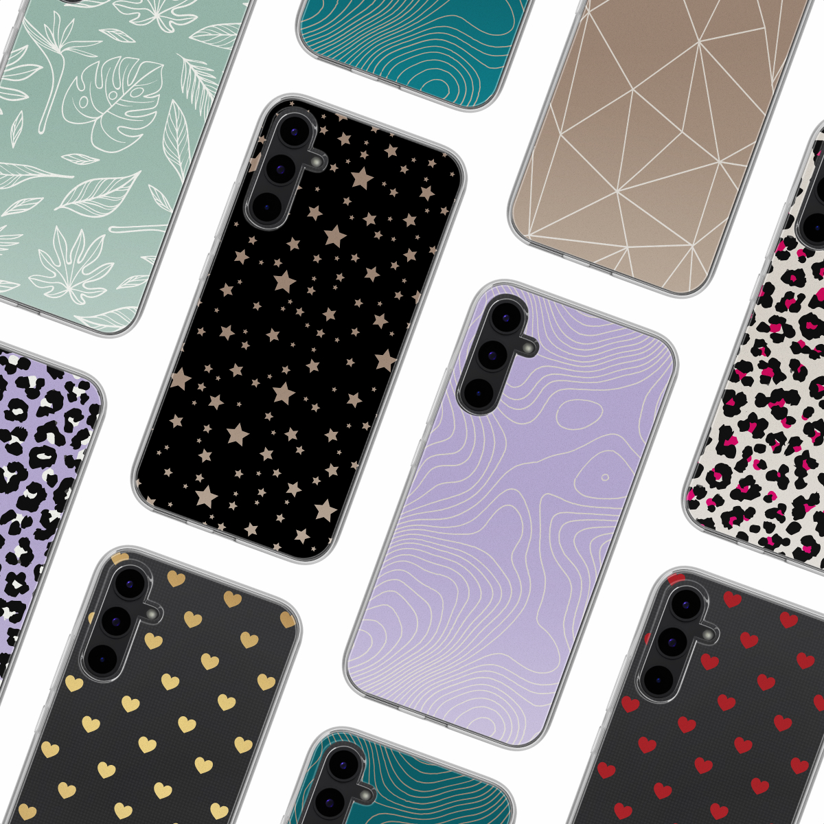 Meerdere telefoonhoesjes met verschillende patronen. Sommige hebben sterren, harten en geometrische ontwerpen.