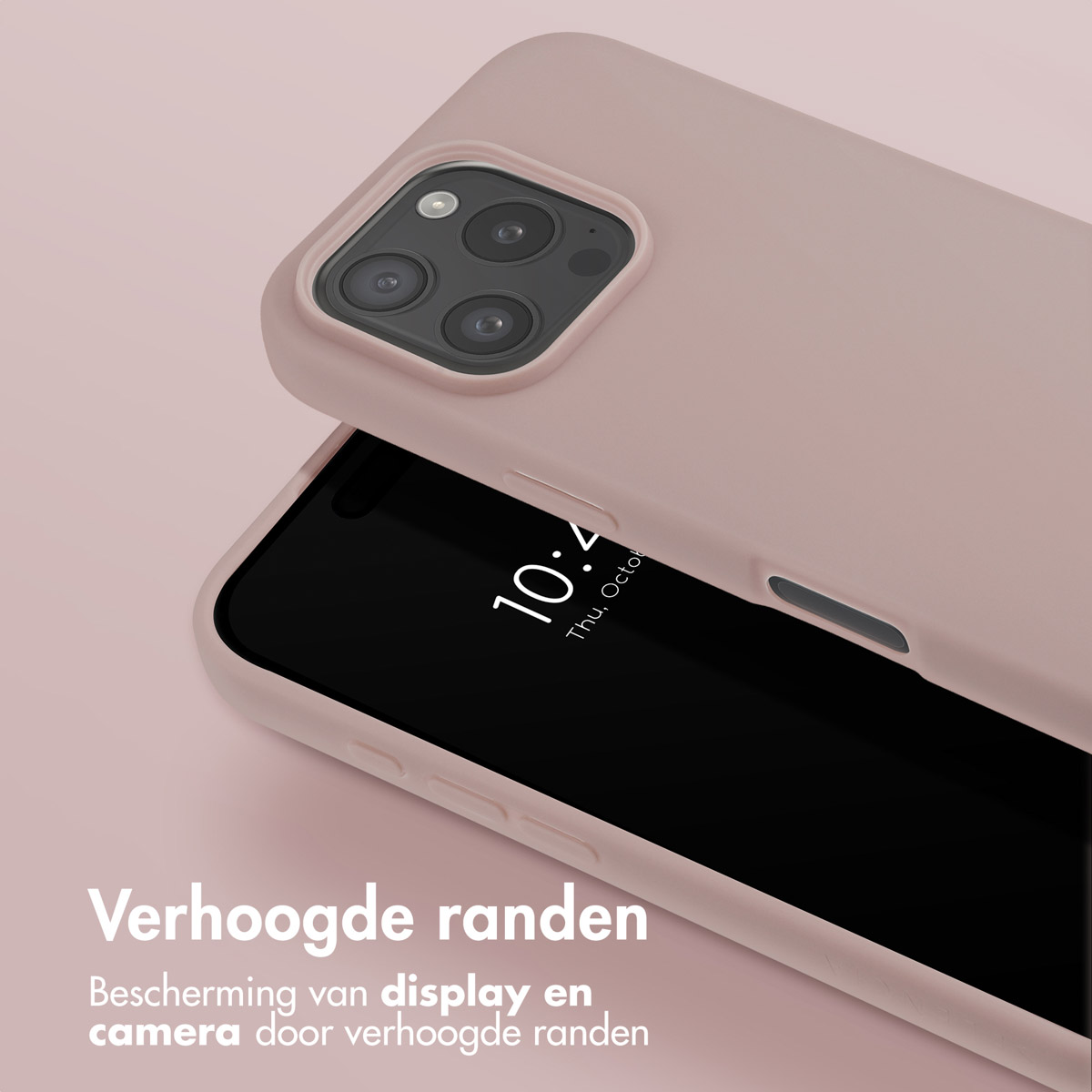Una custodia rosa per telefono con un telefono all'interno, che illustra i bordi rialzati per la protezione dello schermo e della fotocamera. È un primo piano.