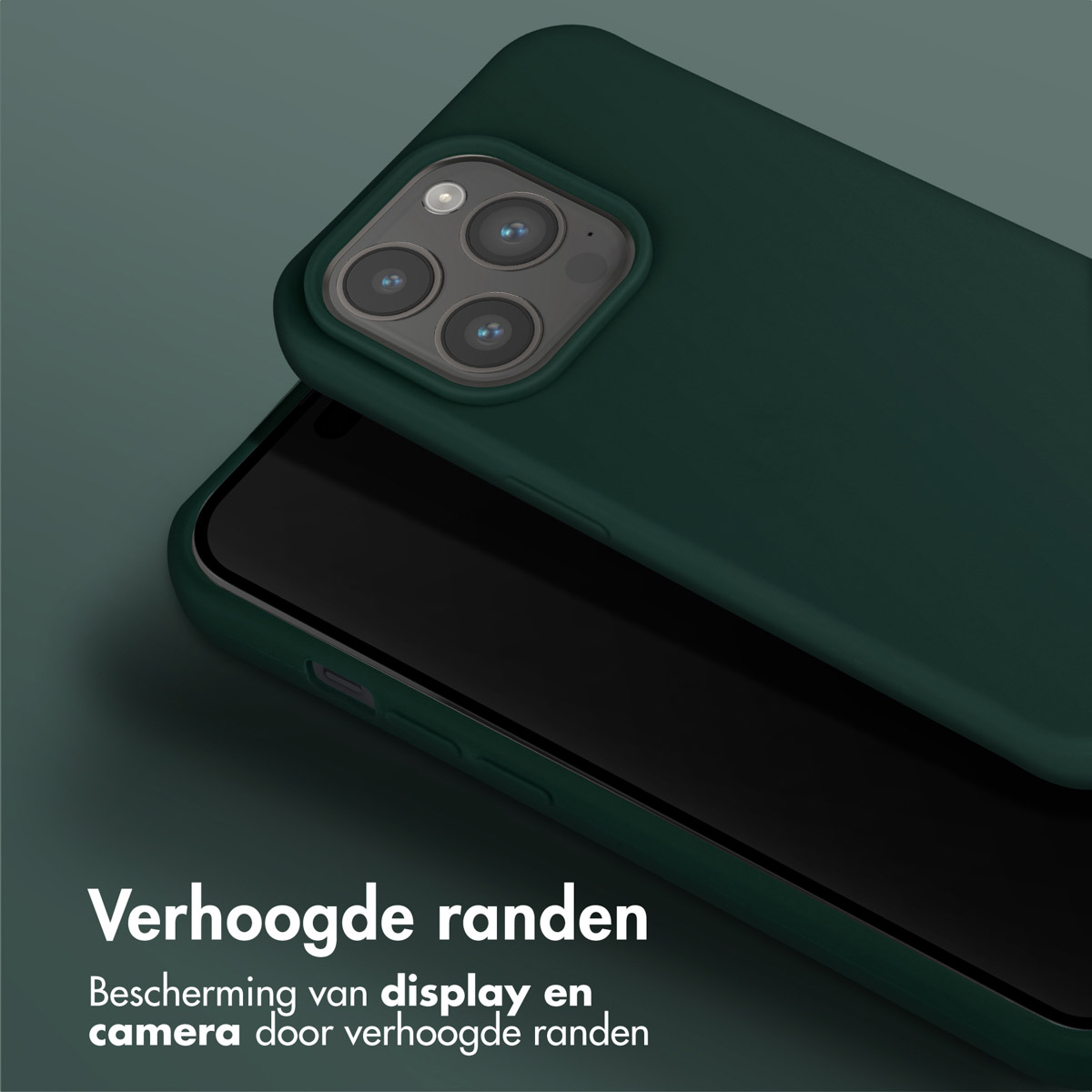Un étui de téléphone vert recouvre un téléphone, affichant des lentilles de caméra. Le téléphone est mis au point.