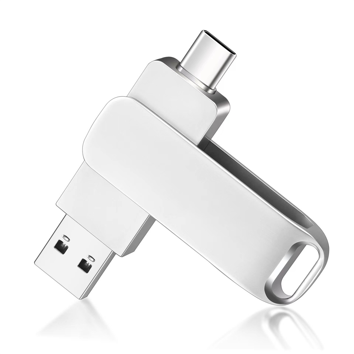 Ein silberner USB-C-Flash-Laufwerk mit Schwenkdesign auf weißer Oberfläche.
