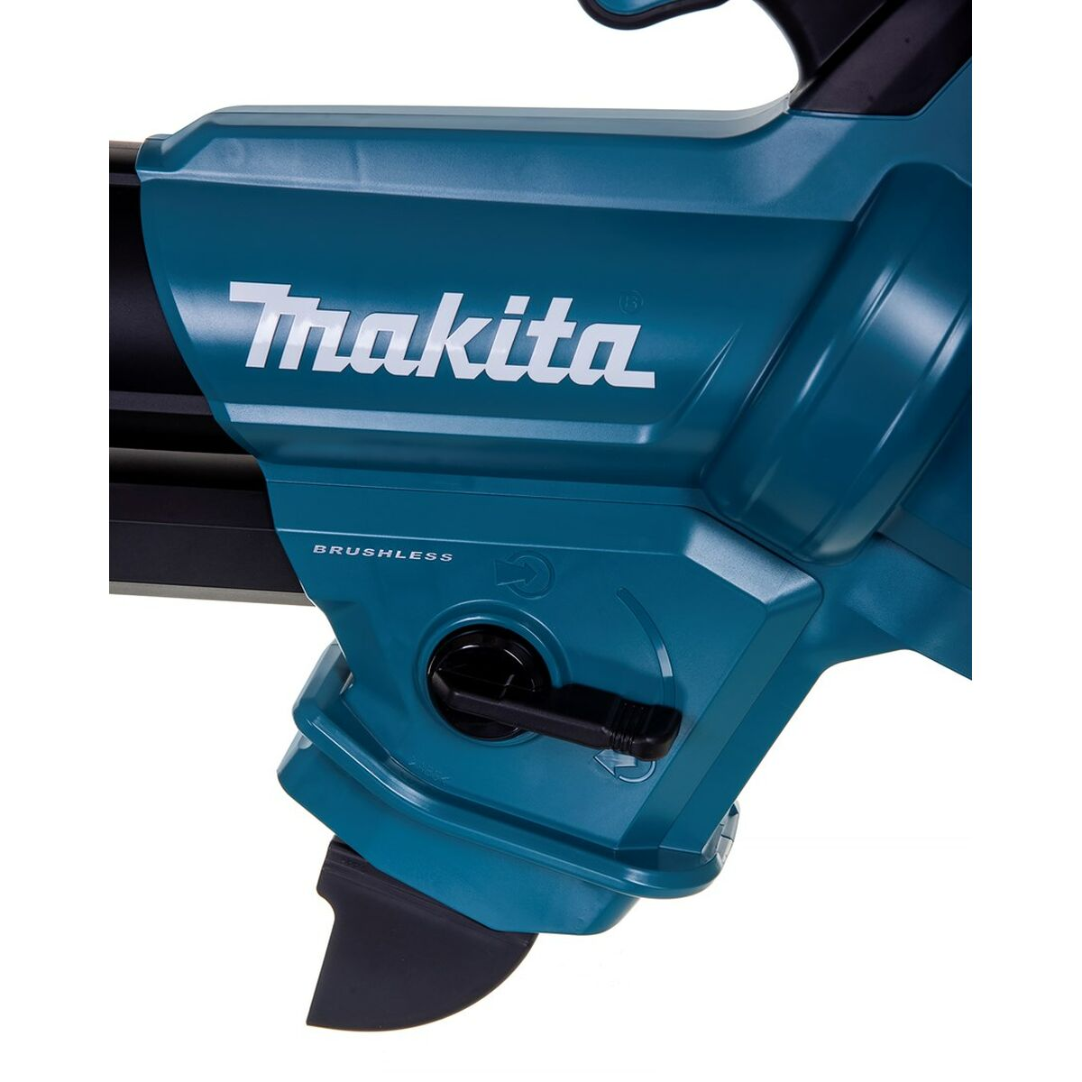 Türkis-schwarzes Makita-Laubgebläse. Das Makita-Logo ist weiß. Der Griff und ein Bedienknopf sind sichtbar.