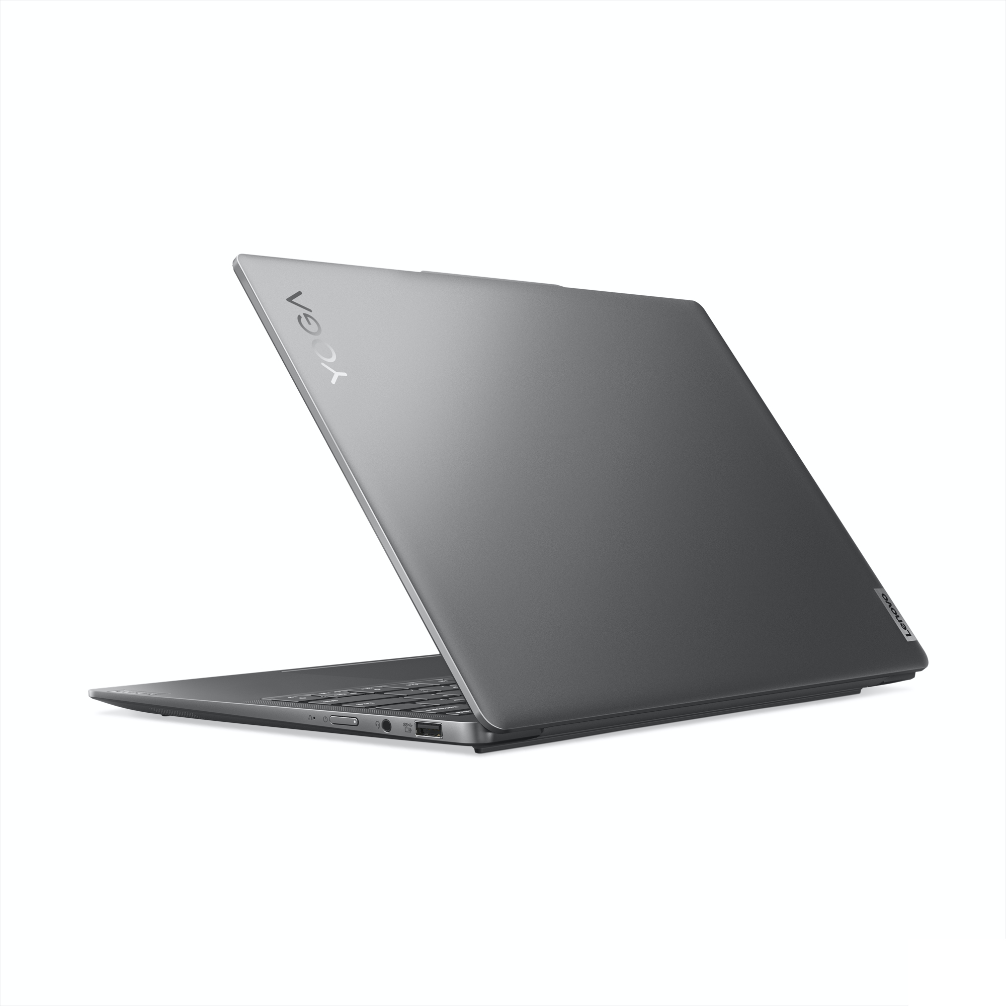 Laptop Lenovo Yoga grigio, aperto ad angolo. Il logo Yoga è visibile sul coperchio.