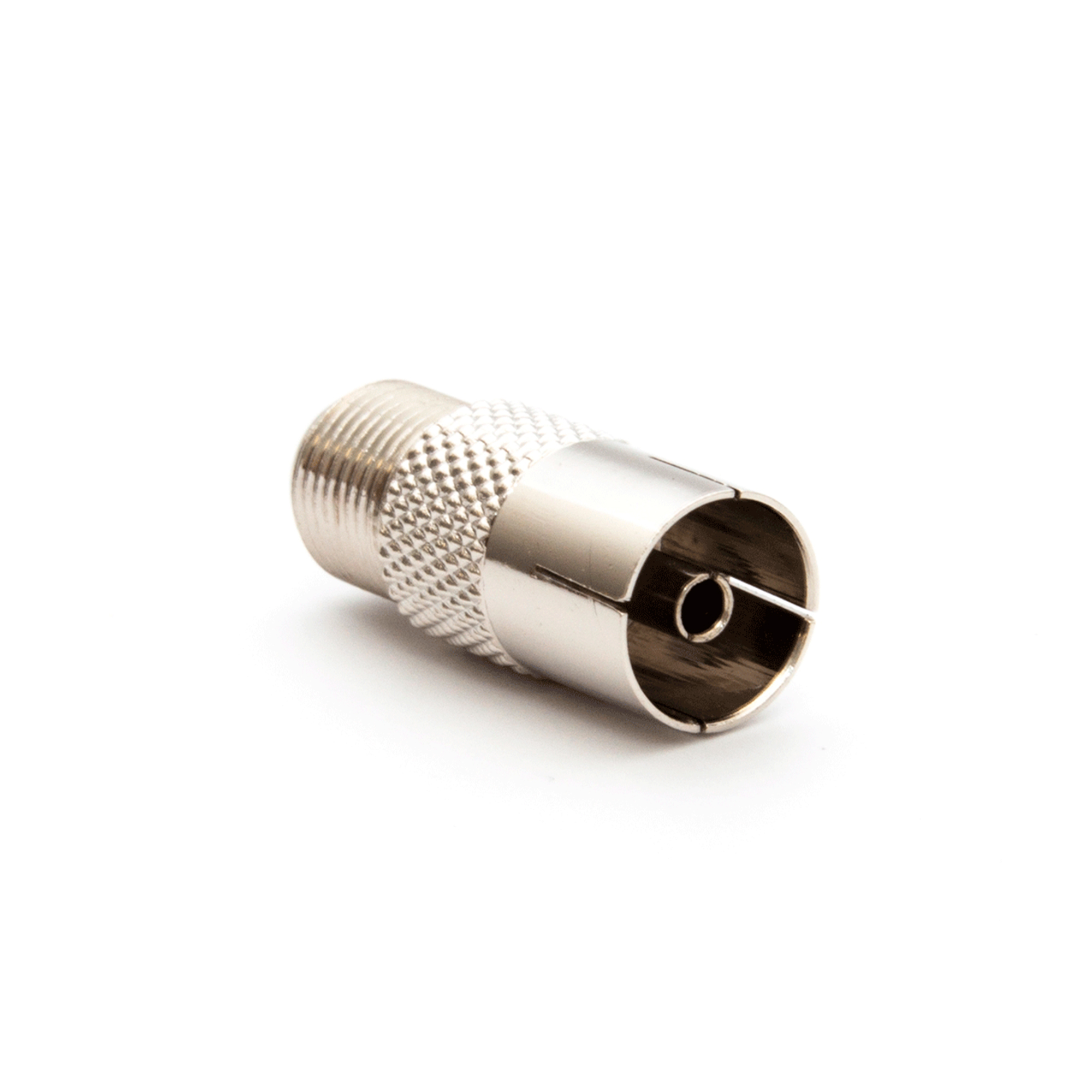 Ein silberfarbener F-Stecker für ein Kabel, isoliert auf weißem Hintergrund.