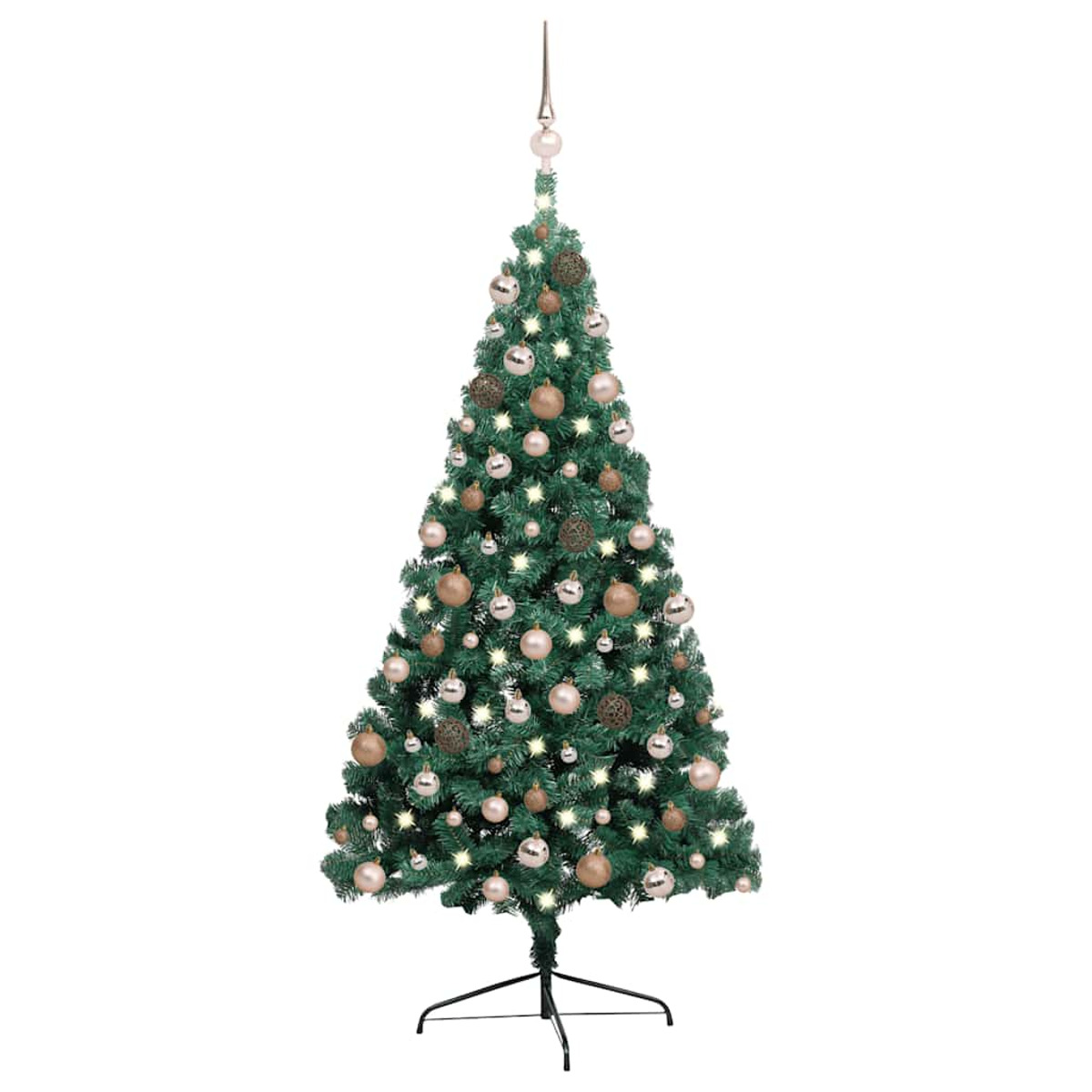 Künstlicher Weihnachtsbaum mit Verzierungen und Lichtern. Grüner Baum, braune und goldene Ornamente, weiße Lichter.