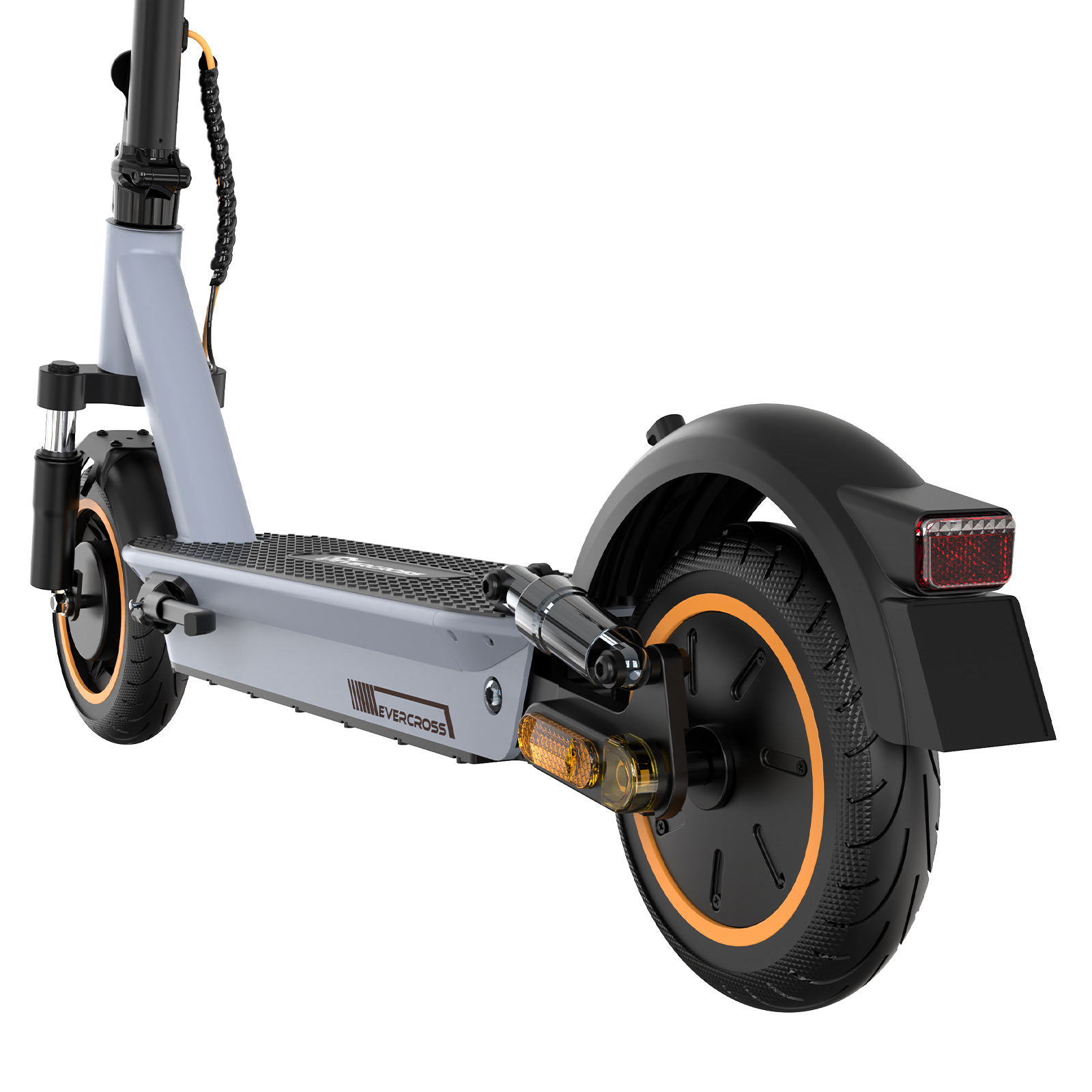 Ein hellgrauer Roller mit orangefarbenen Akzenten und einem schwarzen Kotflügel, mit Nahaufnahme des Hecks.