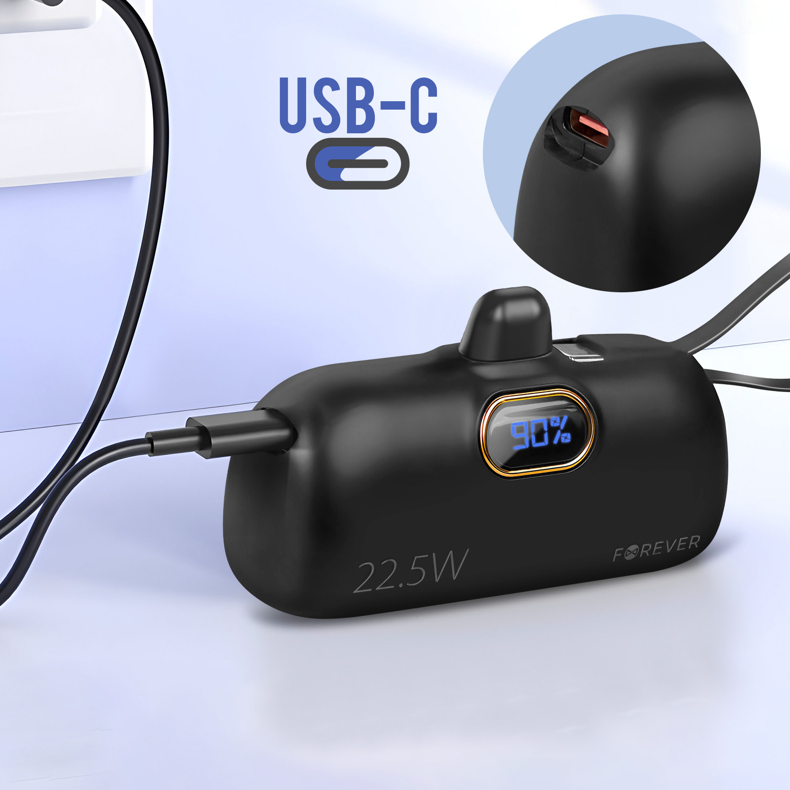 Schwarzes Ladegerät an der Wand, USB-C-Symbol und Digitalanzeige mit 90% Ladung.