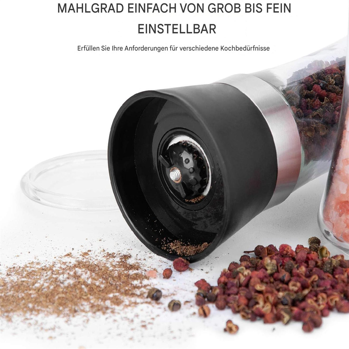 Nahaufnahme einer Gewürzmühle mit Gewürzen drumherum und Text über den Mahlgrad.