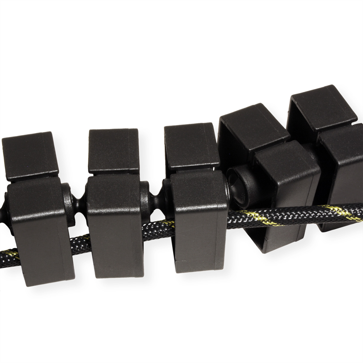 Zwarte kabelorganizer met een zwart-gele kabel op wit.