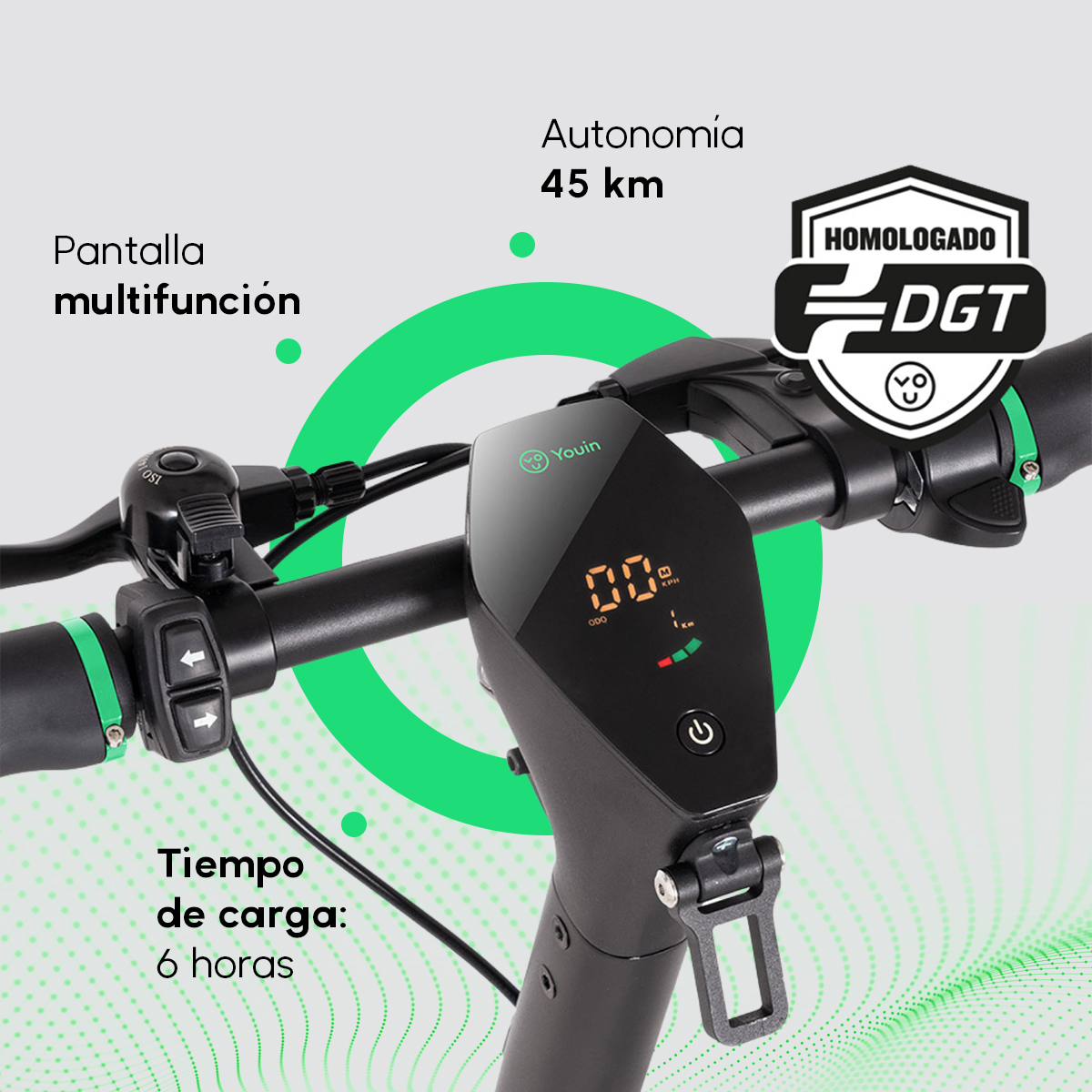 Primer plano de un patinete eléctrico con pantalla digital e información clave mostrada.