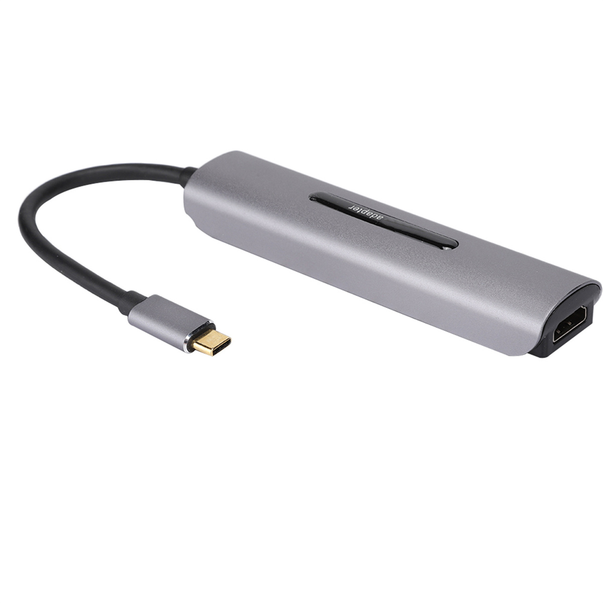 Ein silberner USB-C-Adapter mit einem schwarzen Kabel. Der Adapter hat mehrere Anschlüsse. Das Wort Adapter steht drauf.