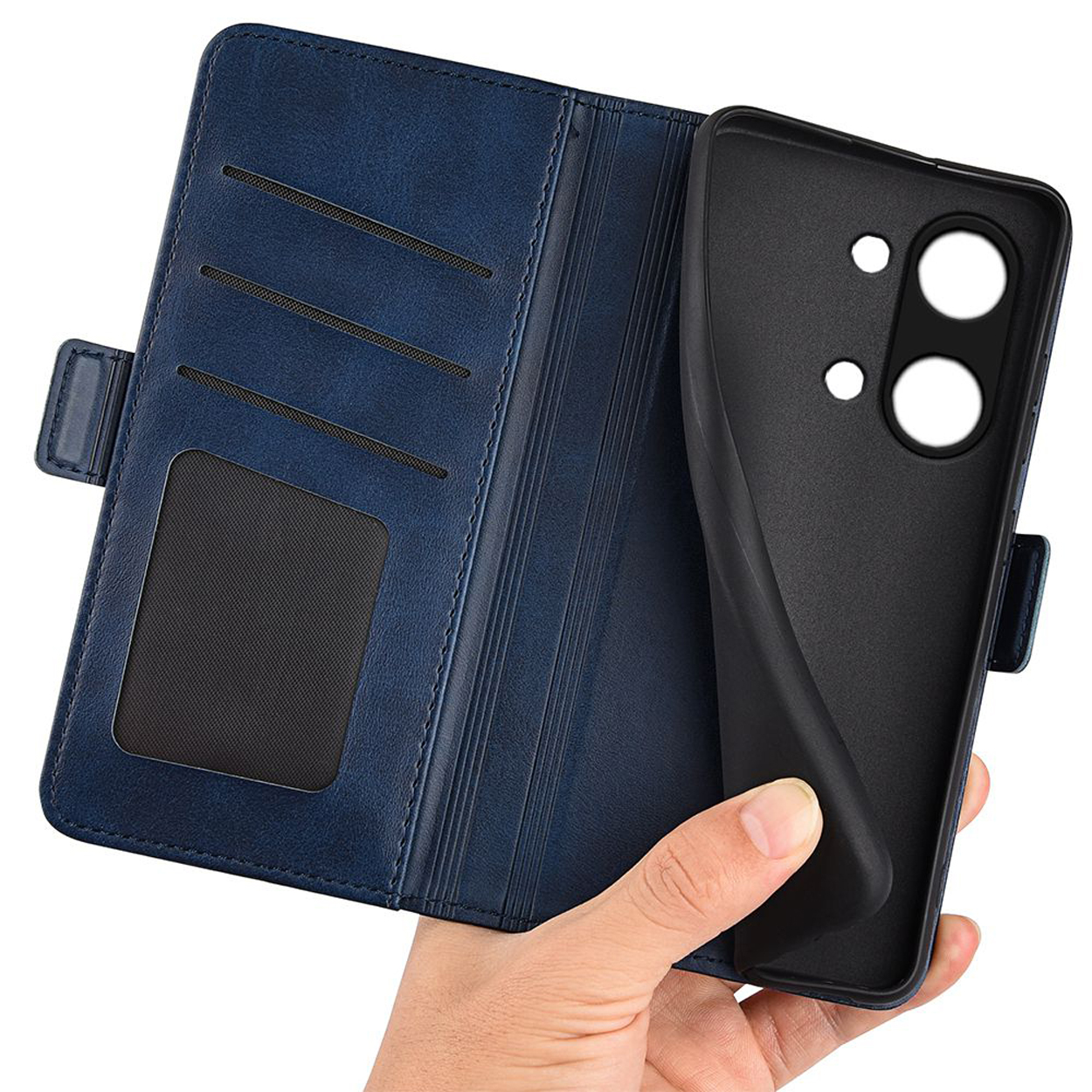 Étui de téléphone bleu ouvert avec un téléphone à l'intérieur. Une main tient le téléphone.