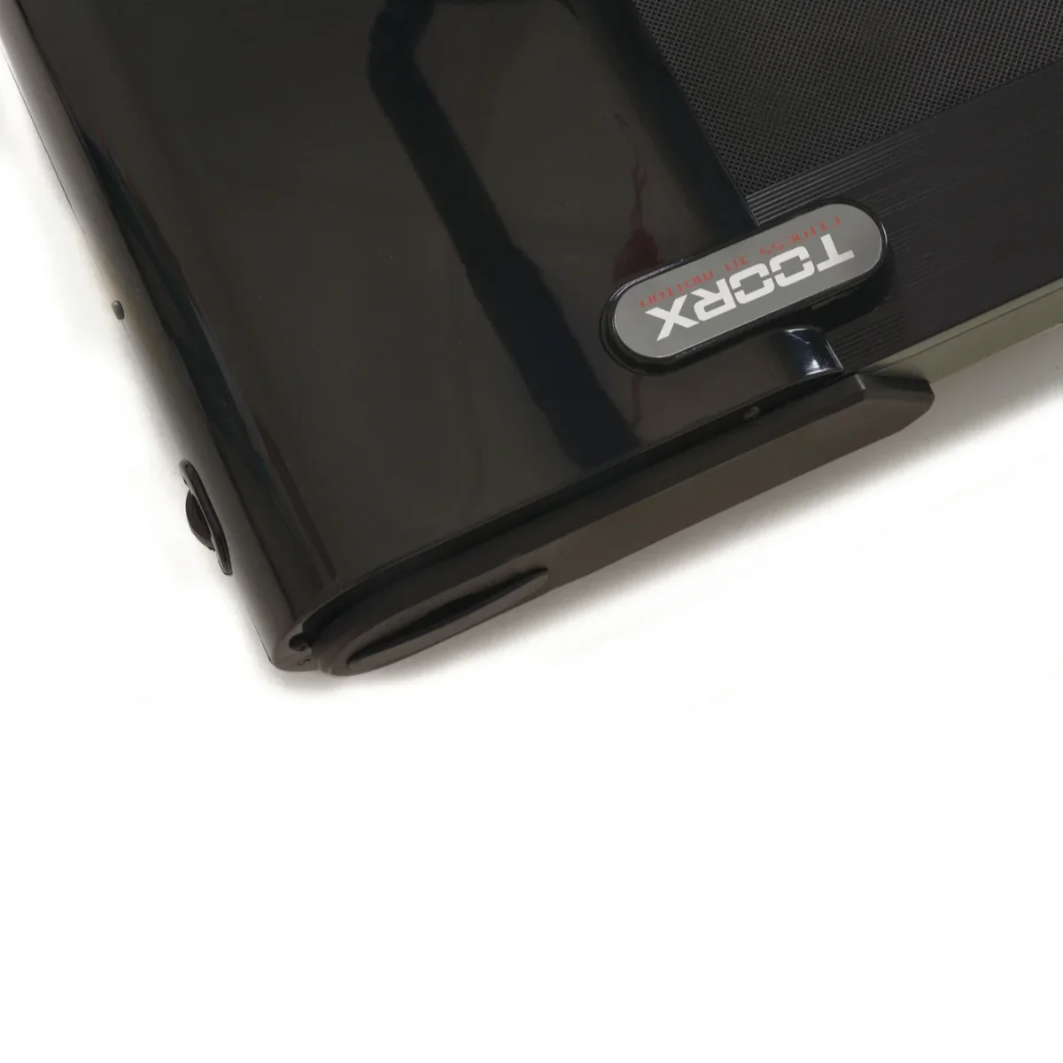 Zwarte loopband, close-up. Toont de console en het voorste gedeelte.
