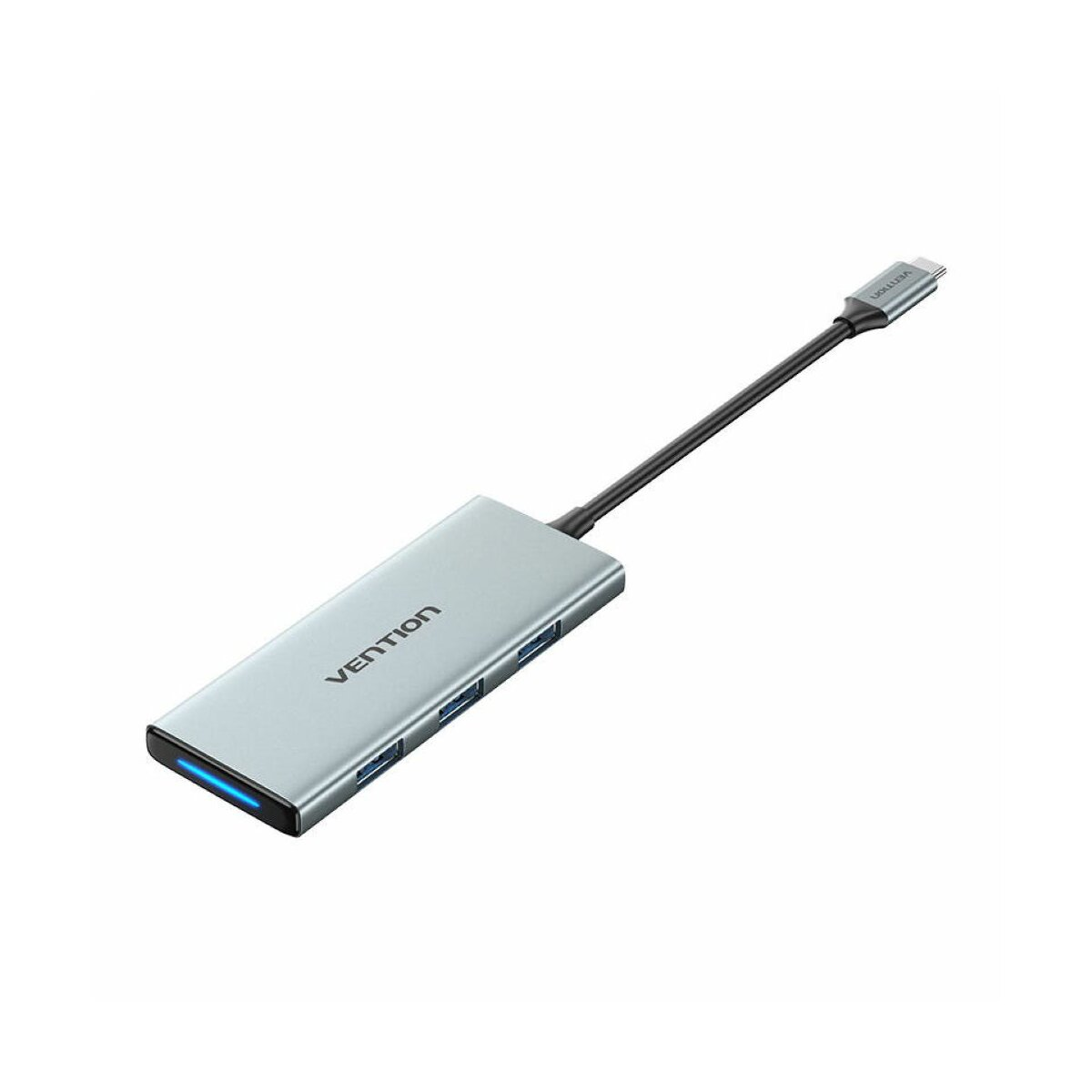 Un hub USB-C VENTION argentato con più porte e un cavo nero.