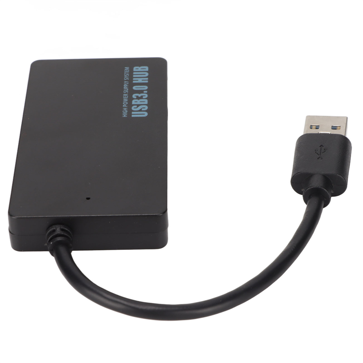 Schwarzer USB 3.0-Hub mit angeschlossenem USB-Kabel. Der Text "USB3.0 HUB" ist sichtbar.