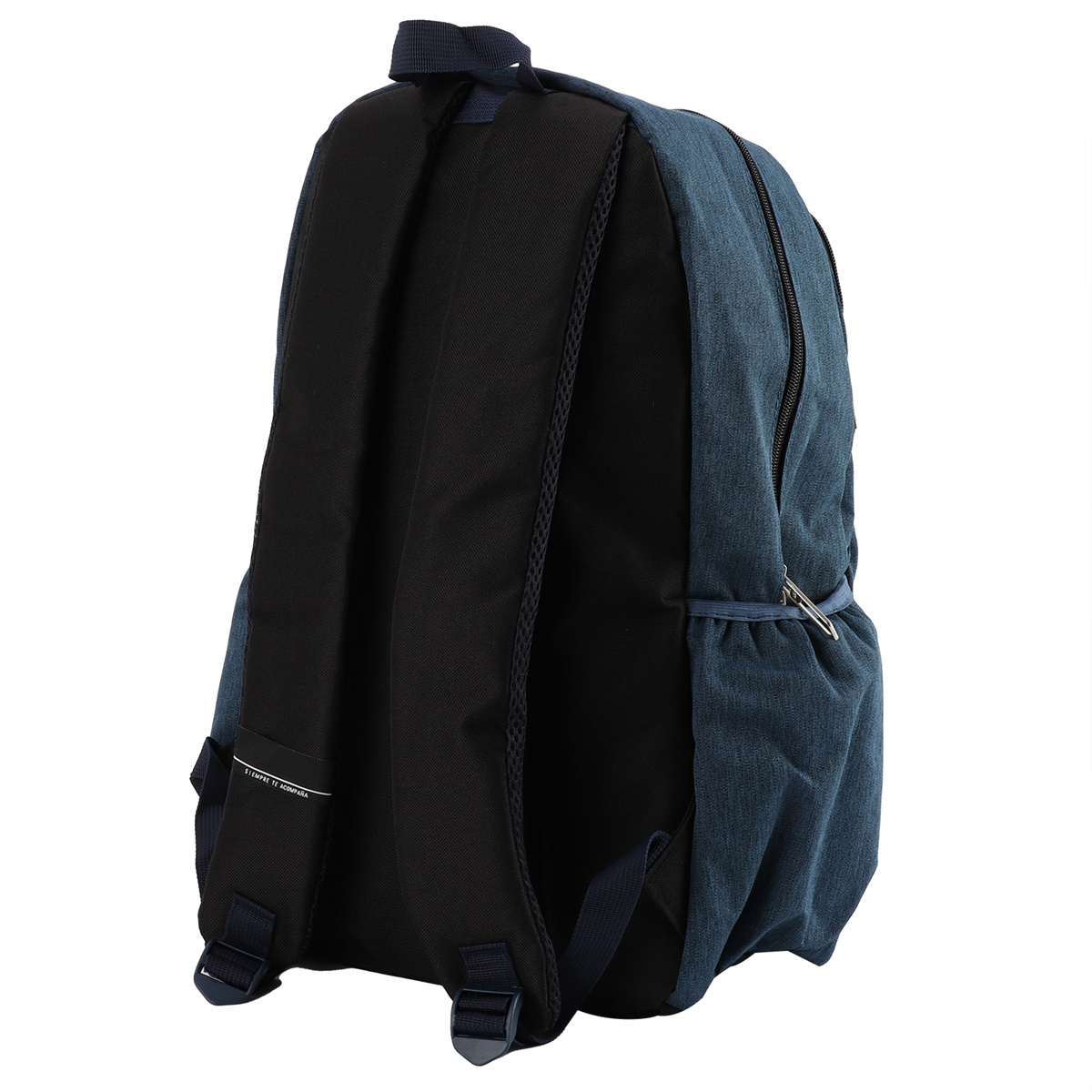 Rucksack mit denimartiger Textur, mit Hauptfach, zwei Trägern und einem Griff.