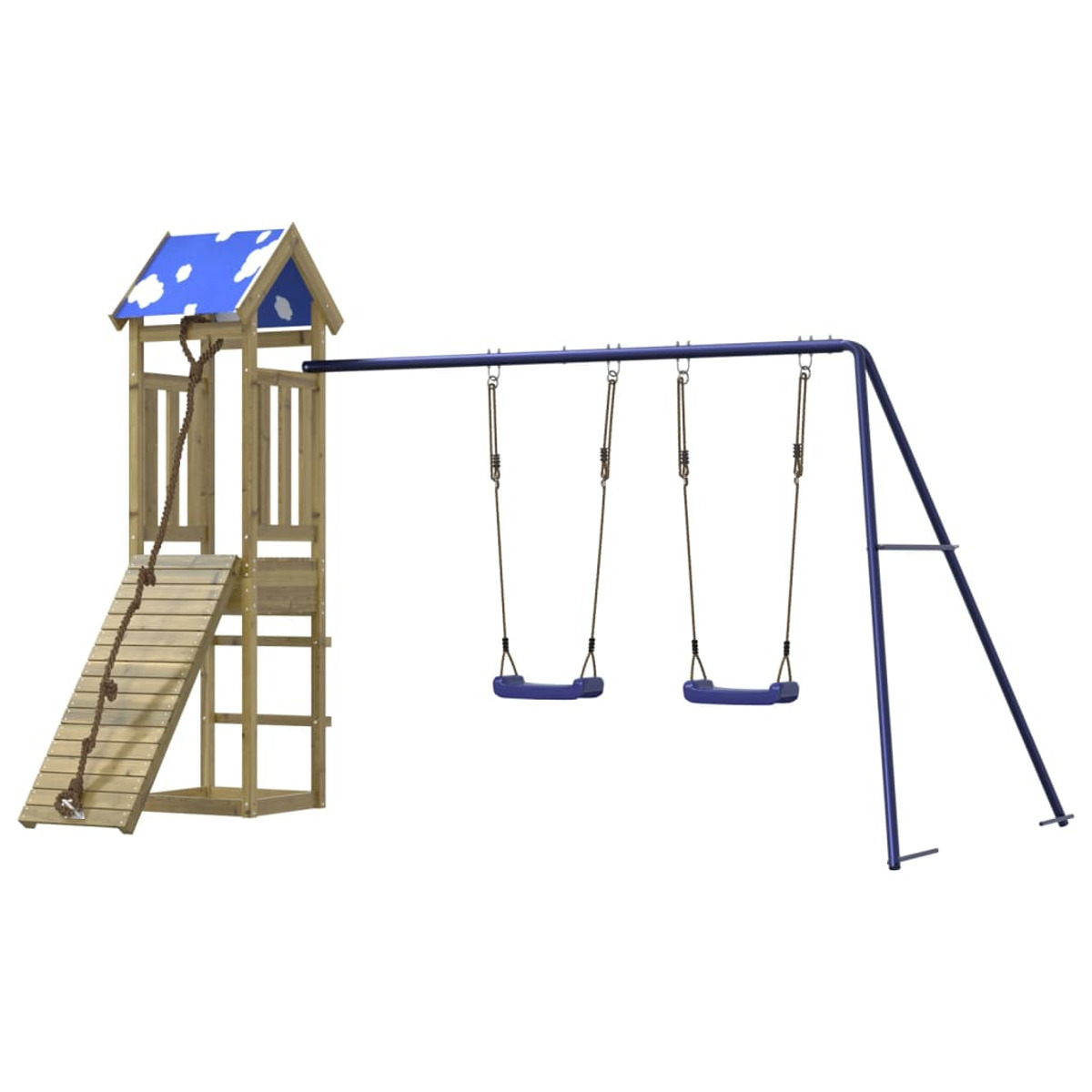Spielgerüst aus Holz mit Rutsche, Leiter und Schaukeln. Weißer Hintergrund.